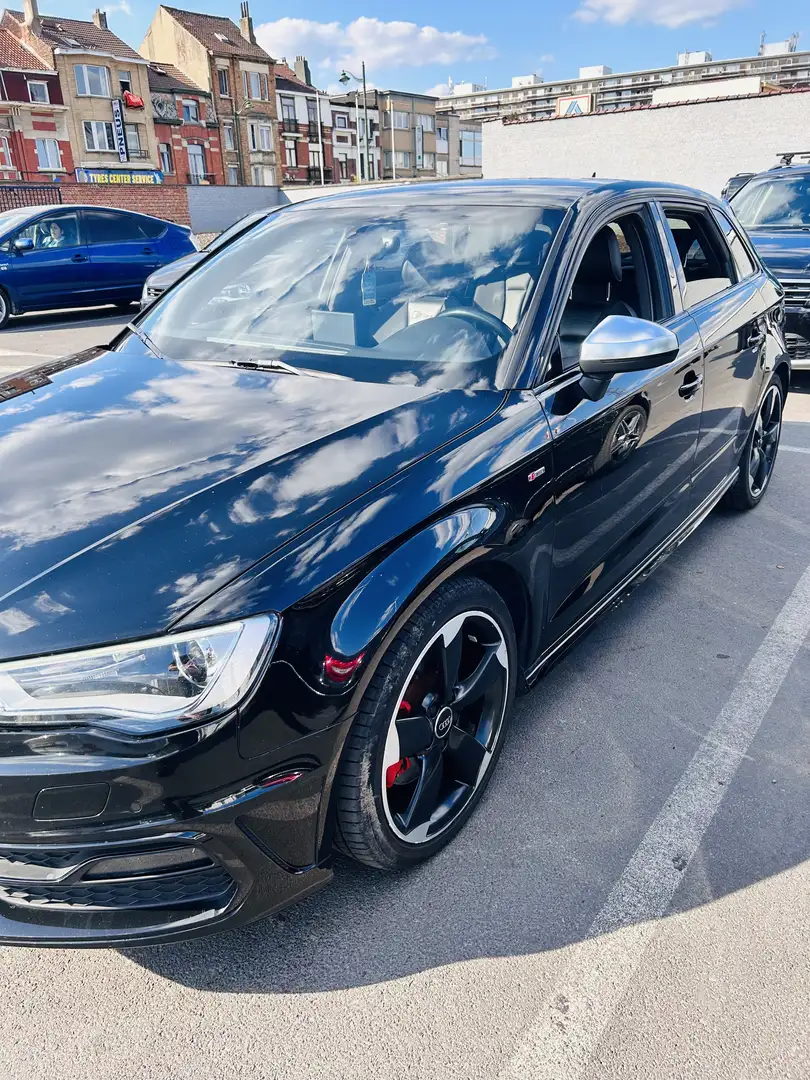 Audi A3 2.0 TDi Quattro Ambiente S tronic Zwart - 2