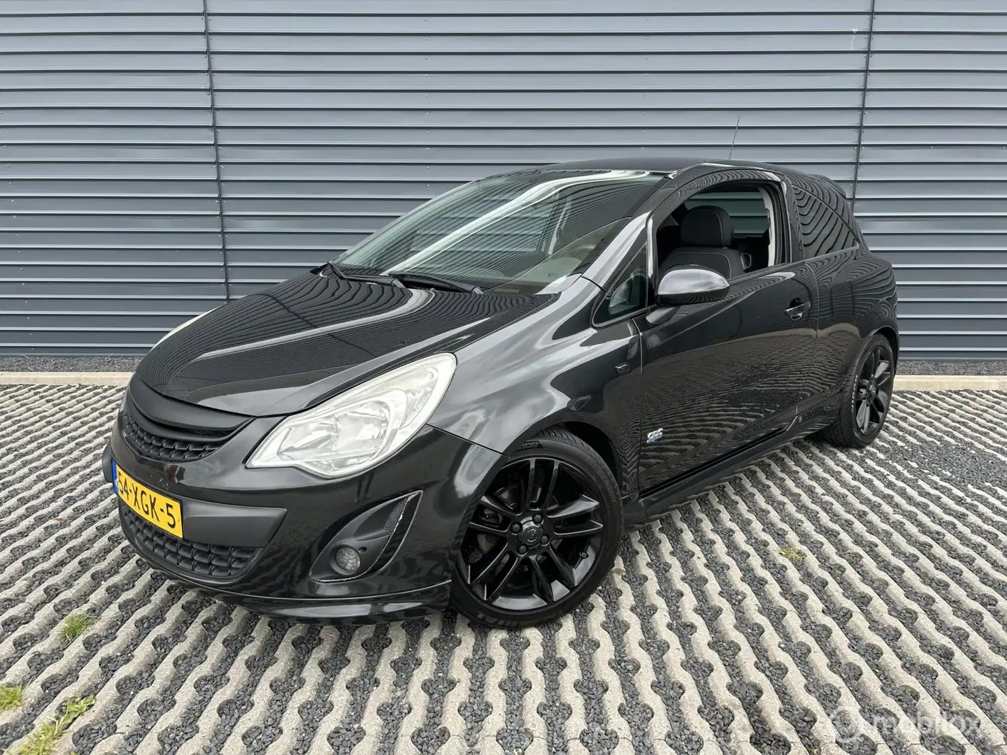 Opel Corsa 1.4-16V Color Edition OPC - Line | Navi | Airco Black - 1