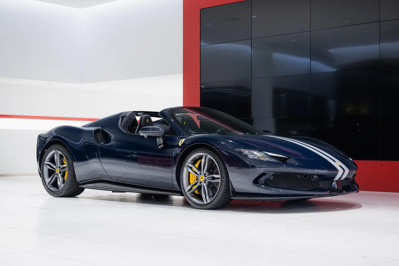 Ferrari 296 GTS - Kroymans Ferrari Blauw - 2