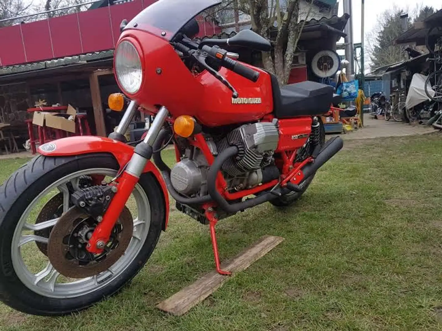 Moto Guzzi 850 Le Mans Le Mans 1 crvena - 2