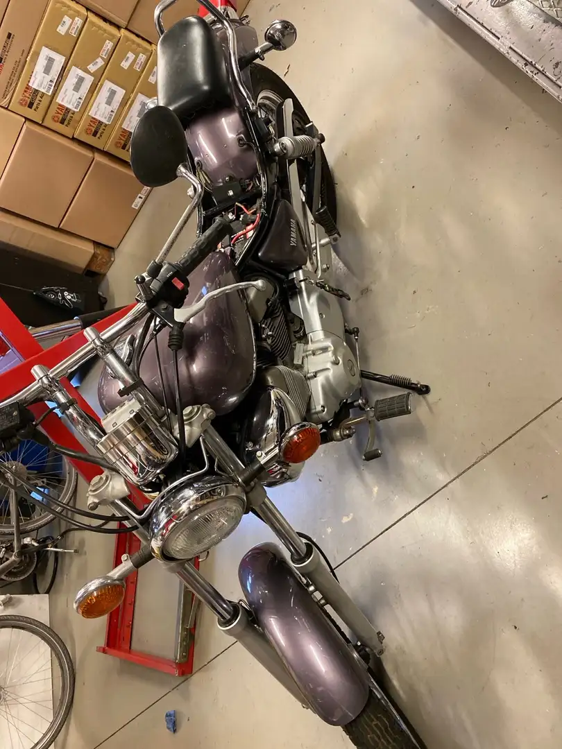 Yamaha XV 250 Burdeos - 1