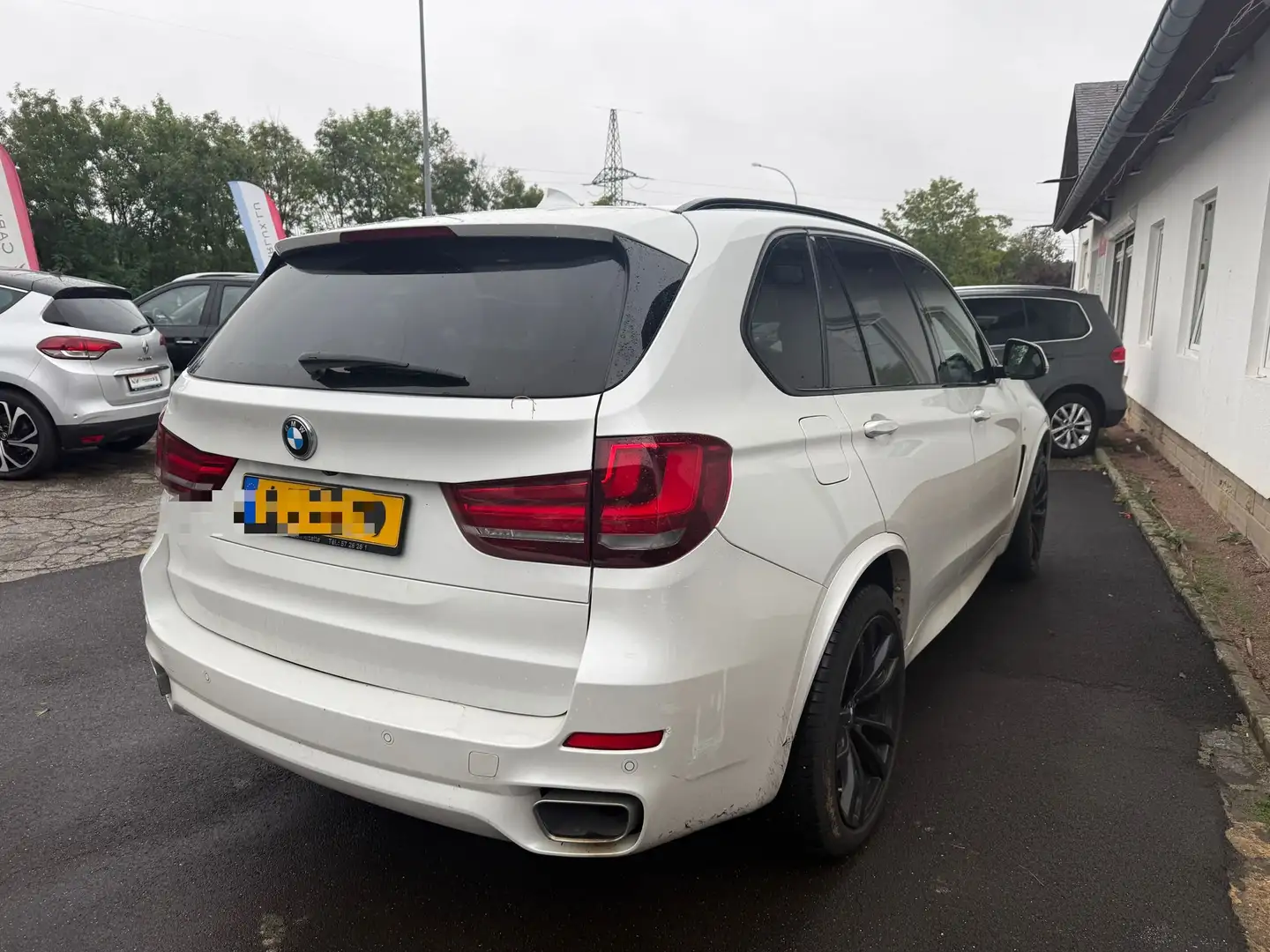 BMW X5 xDrive 30 d Weiß - 2