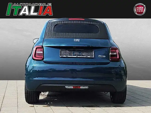 Fiat 500e view 7