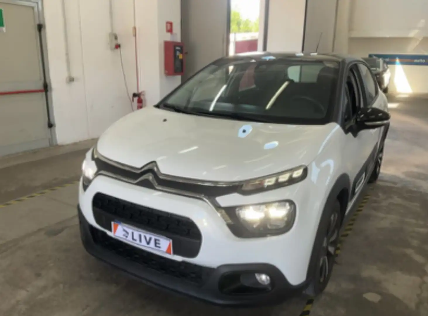 Citroen C3 C3 III 2017 1.2 puretech Shine Pack s Bianco - 1