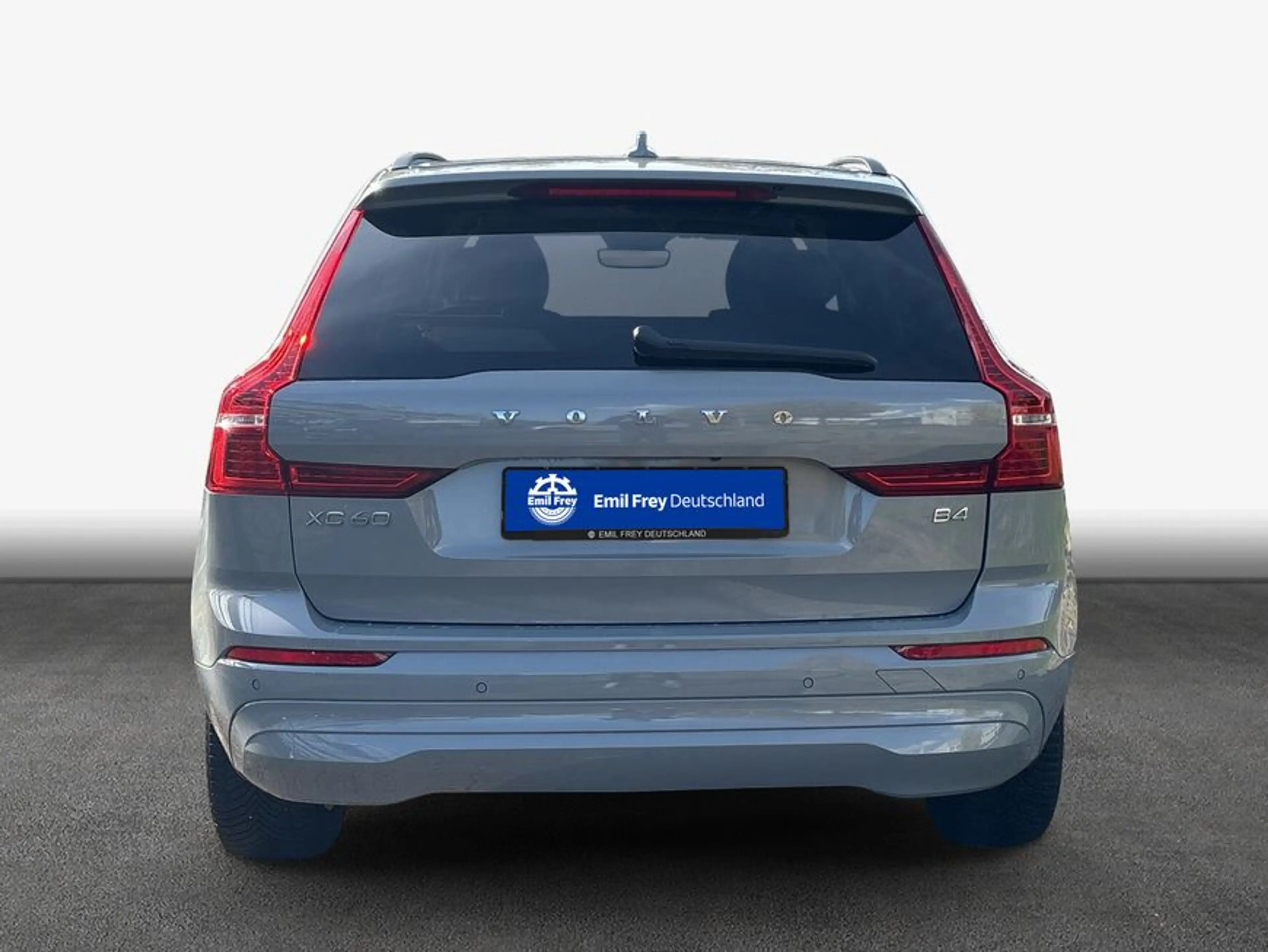Volvo XC60 XC60 B4 D Core Sitzheiz Fahrass LM19'' Winper-P — photo 5