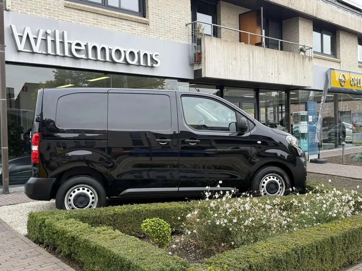 Peugeot Expert L1 2.0 HDi 120PK *3-Zit*Parkeersensoren achtera... Zwart - 2