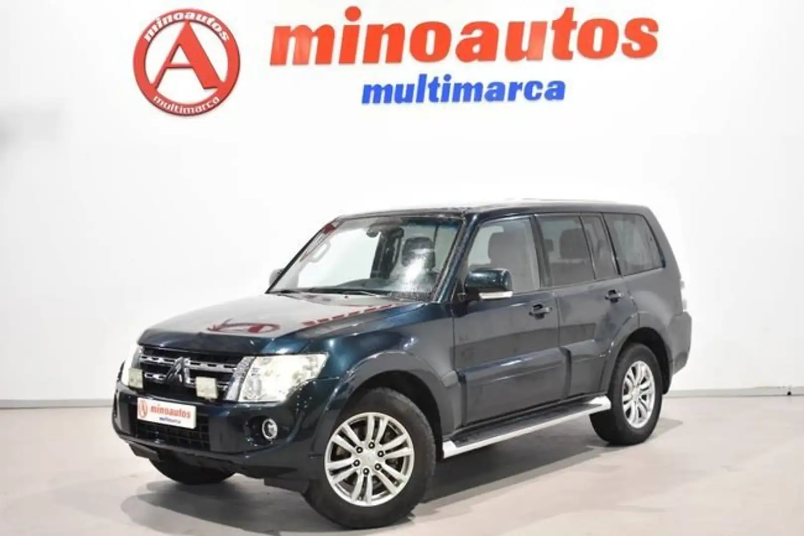 Mitsubishi Pajero MONTERO 3.2 DI-D 200 CV 4X4 7 PLAZAS Verde - 2