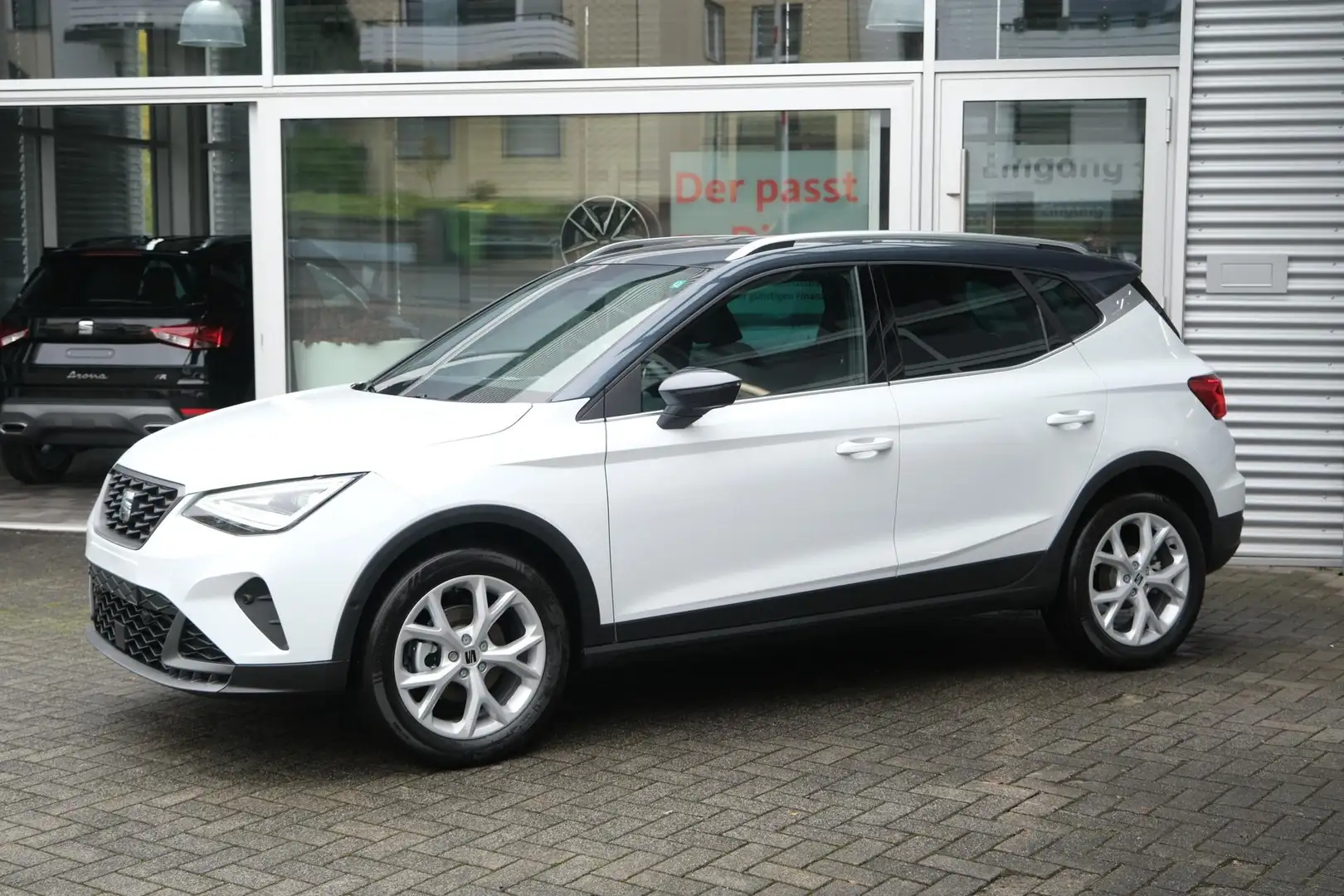 SEAT Arona 1.0 TSI FR AHK Voll-LED Kamera App-Navi Bianco - 2
