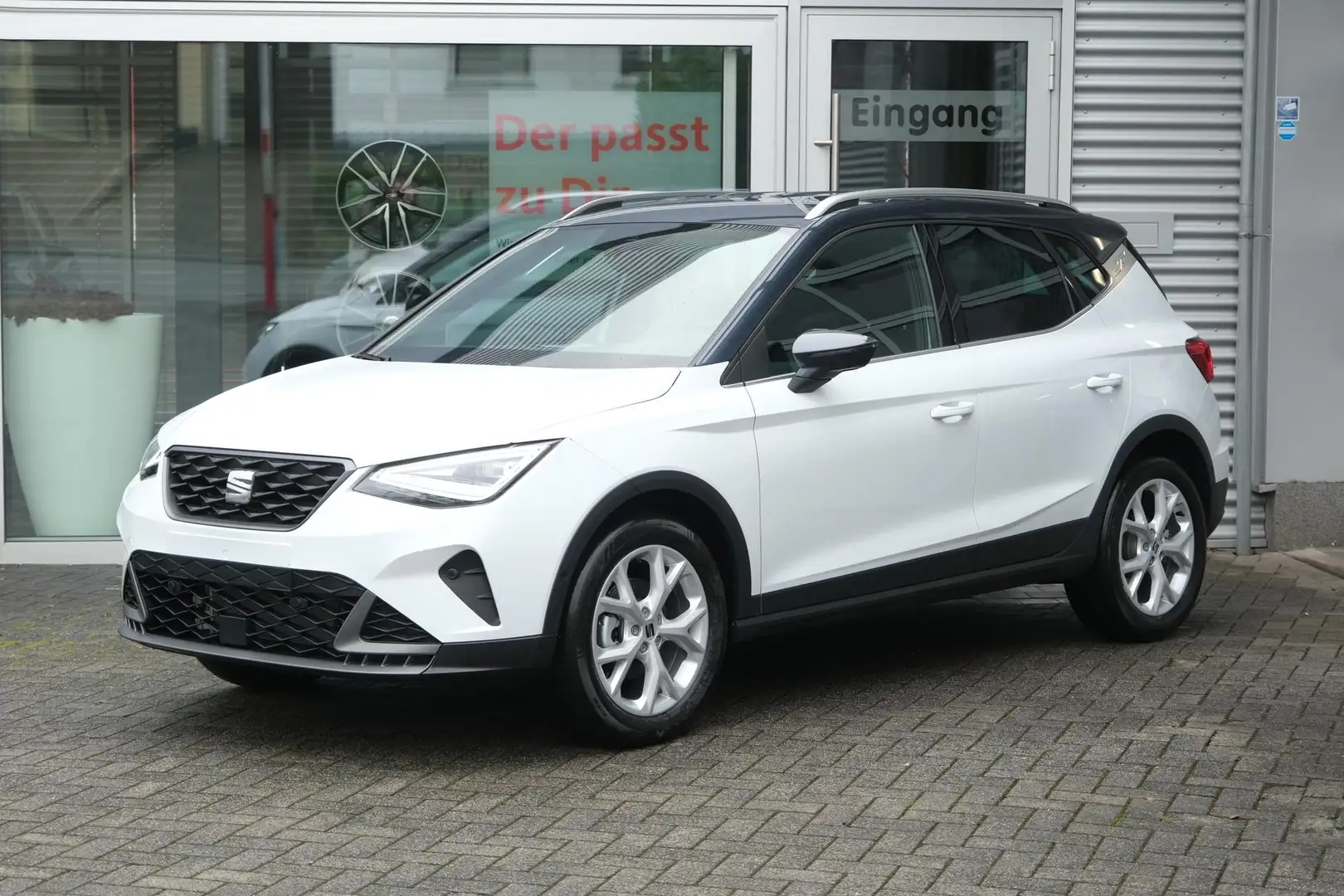 SEAT Arona 1.0 TSI FR AHK Voll-LED Kamera App-Navi Blanc - 1