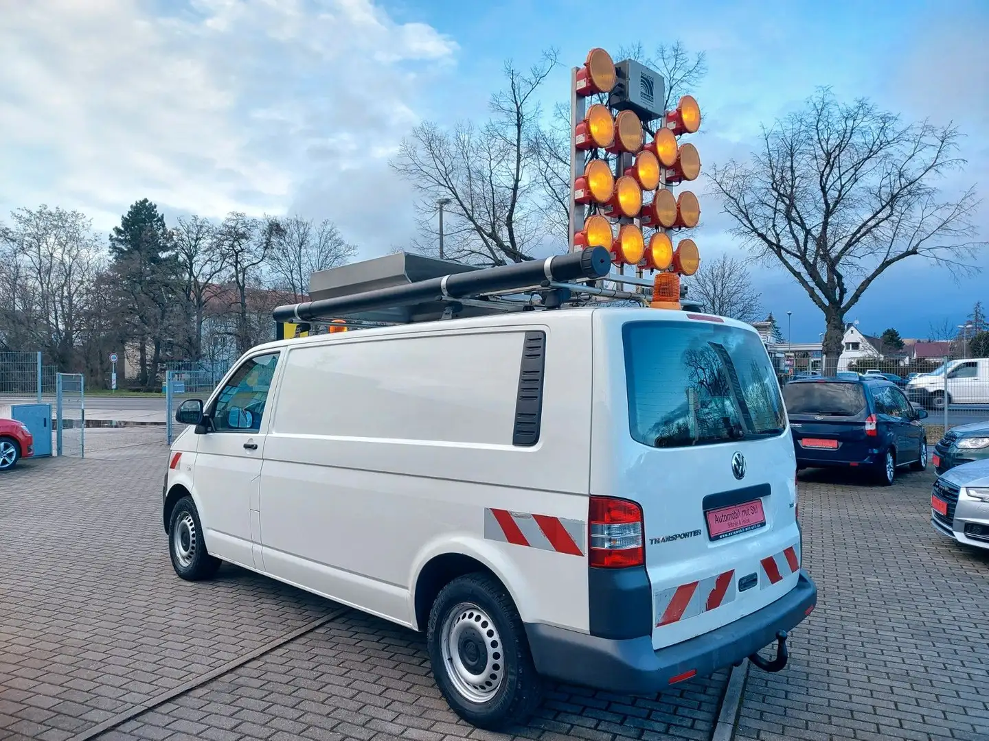 Volkswagen T5 Transporter Kasten Kombi lang Signal Horizont Weiß - 2