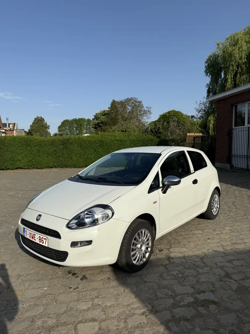 Fiat Punto met Carplay, verkoop wegens bedrijfsauto - 1