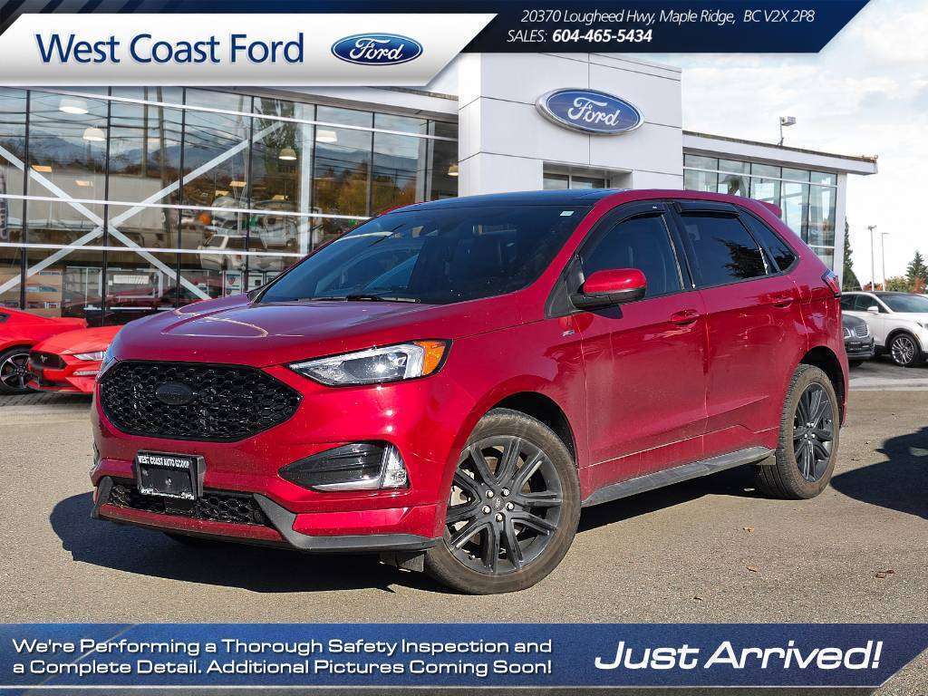 2024 Ford Edge ST Line AWD- 250A, Tow Pkg, No Accidents!