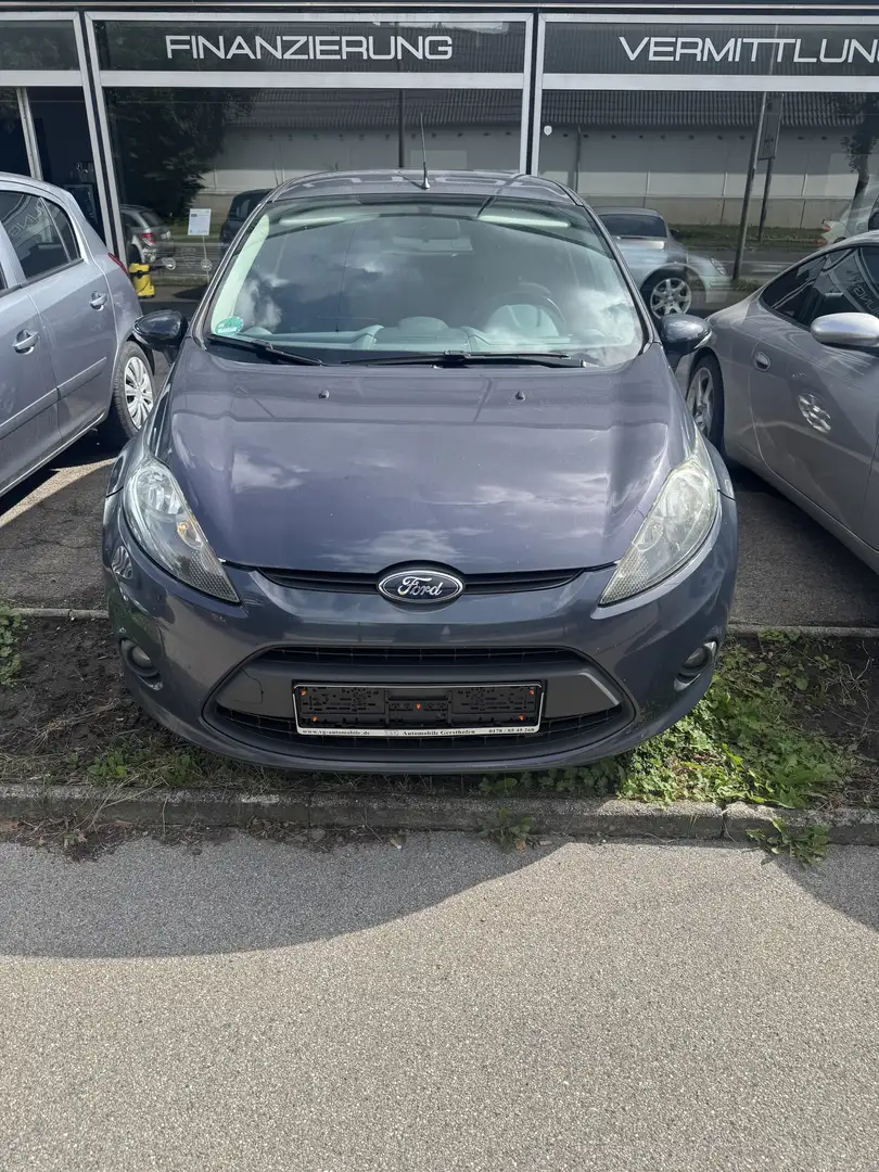 Ford Fiesta Blau - 1