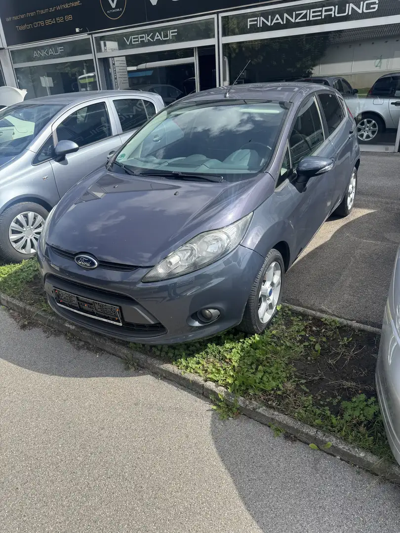 Ford Fiesta Blau - 2