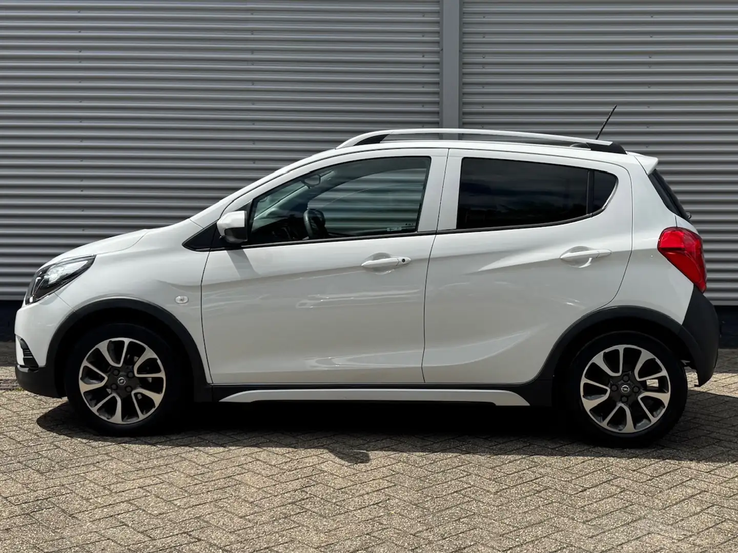 Opel Karl 1.0 75pk ROCKS Online Edition | Airco | Cruise Con Blanco - 2