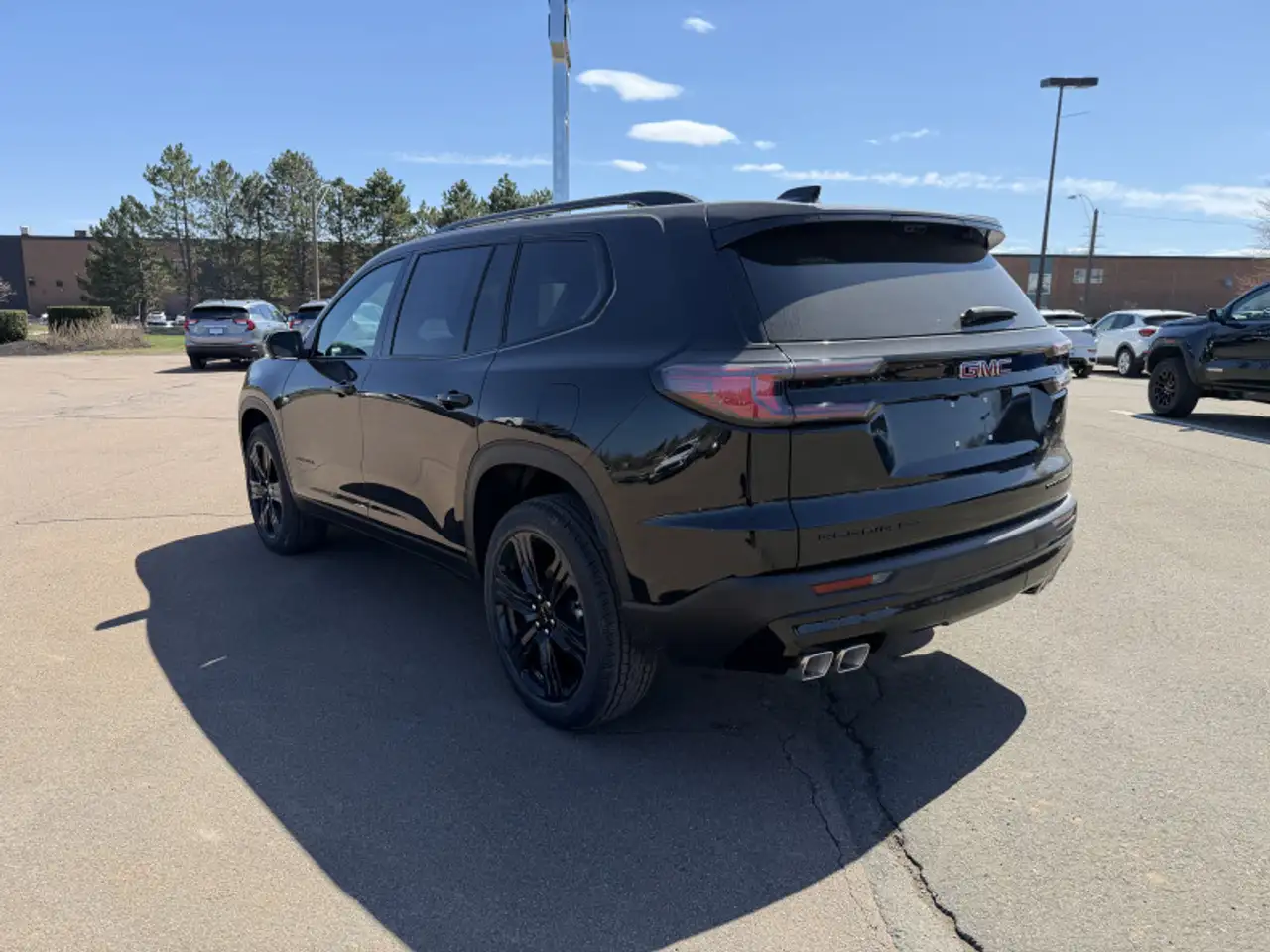 GMC Acadia снимка GMC Acadia