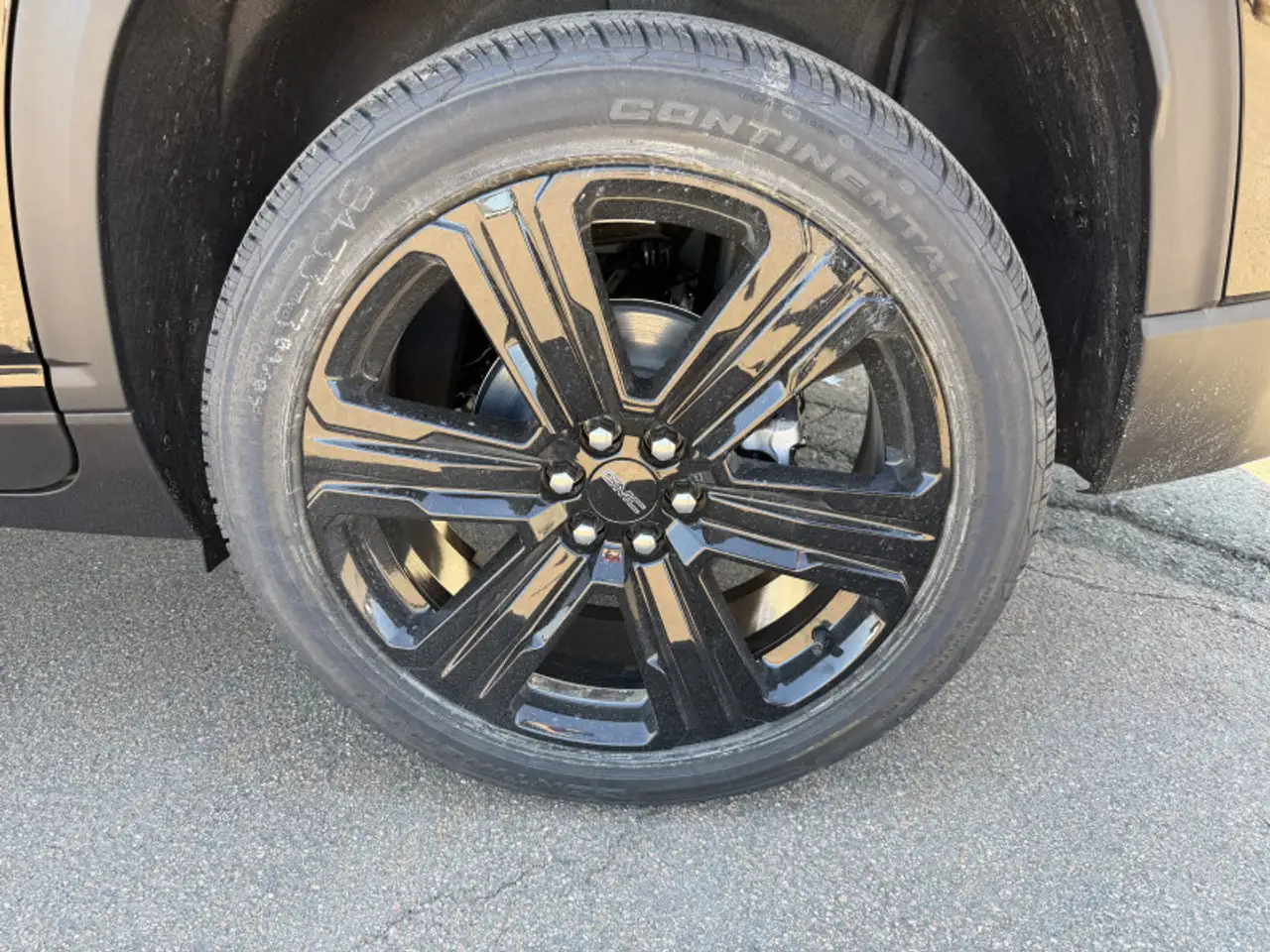 GMC Acadia снимка GMC Acadia