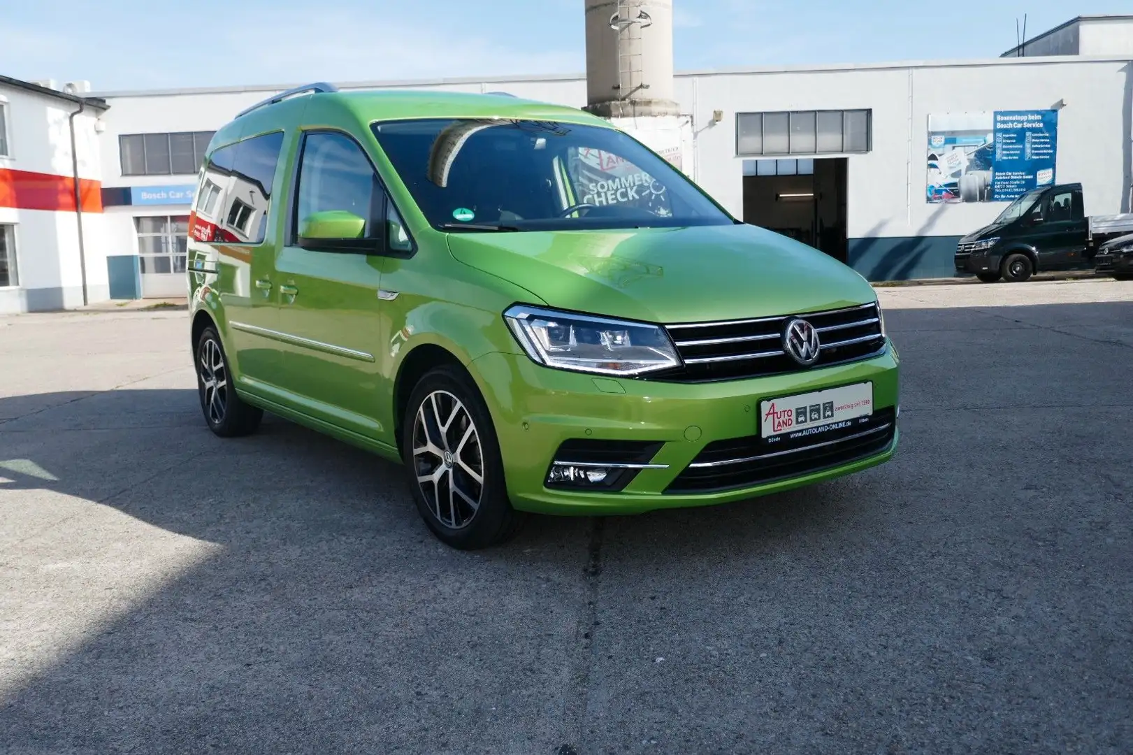 Volkswagen Caddy TSI DSG Highline Bi-Xenon/DAB/Nav/Kam/AppC Verde - 1