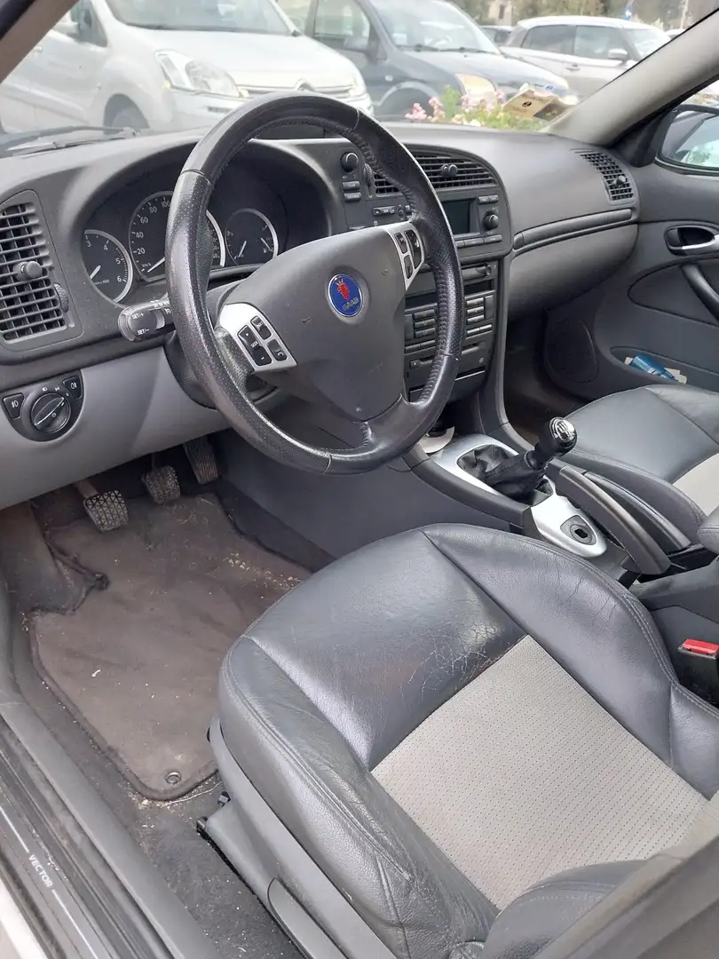 Saab 9-3 SportHatch 1.9 tid 16v Vector Plus dpf - 2