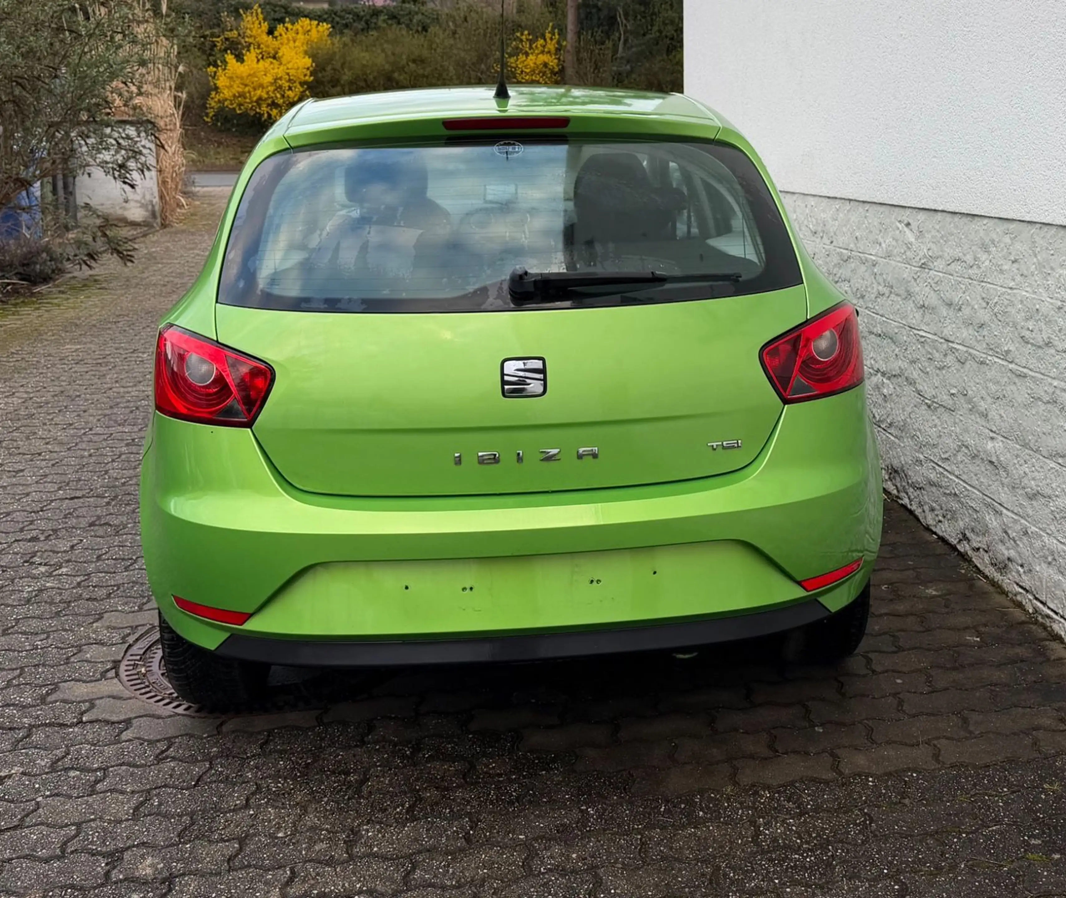 SEAT Ibiza Lim. 1.2 TSI Style Salsa Navi Klima SHZ — photo 9