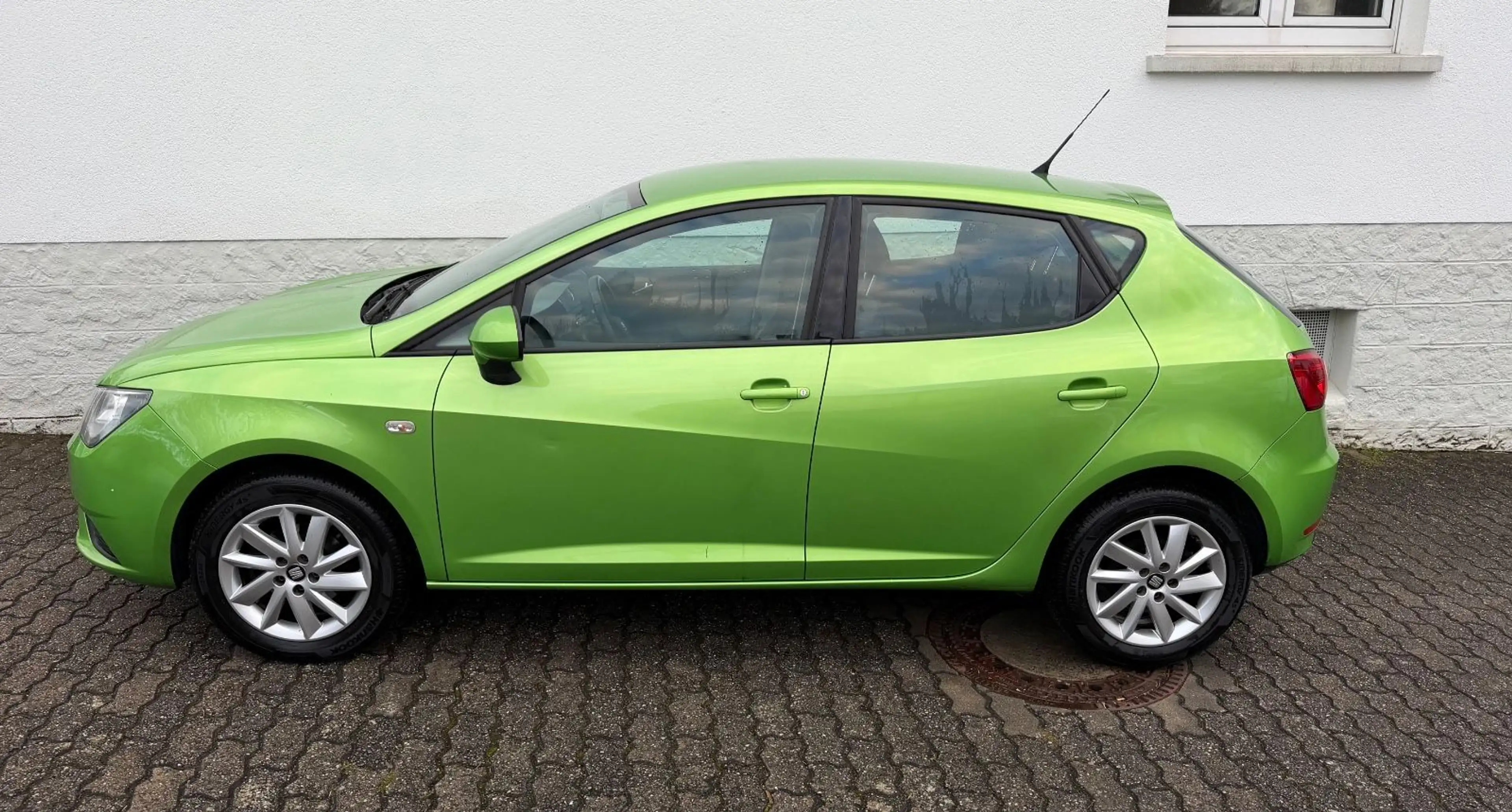 SEAT Ibiza Lim. 1.2 TSI Style Salsa Navi Klima SHZ — photo 7