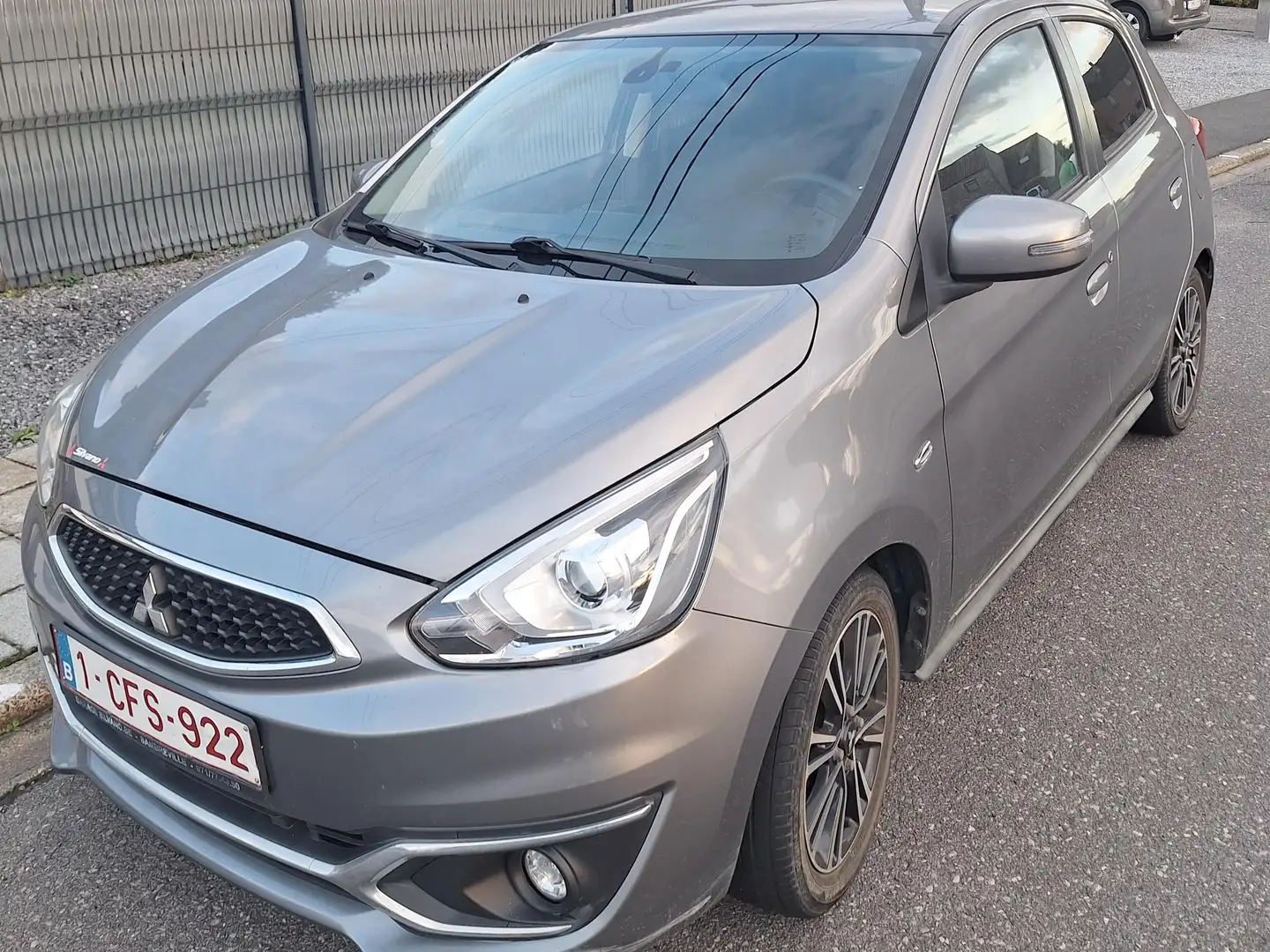 Mitsubishi Space Star Space Star 1.2i ClearTec Instyle Gris - 1