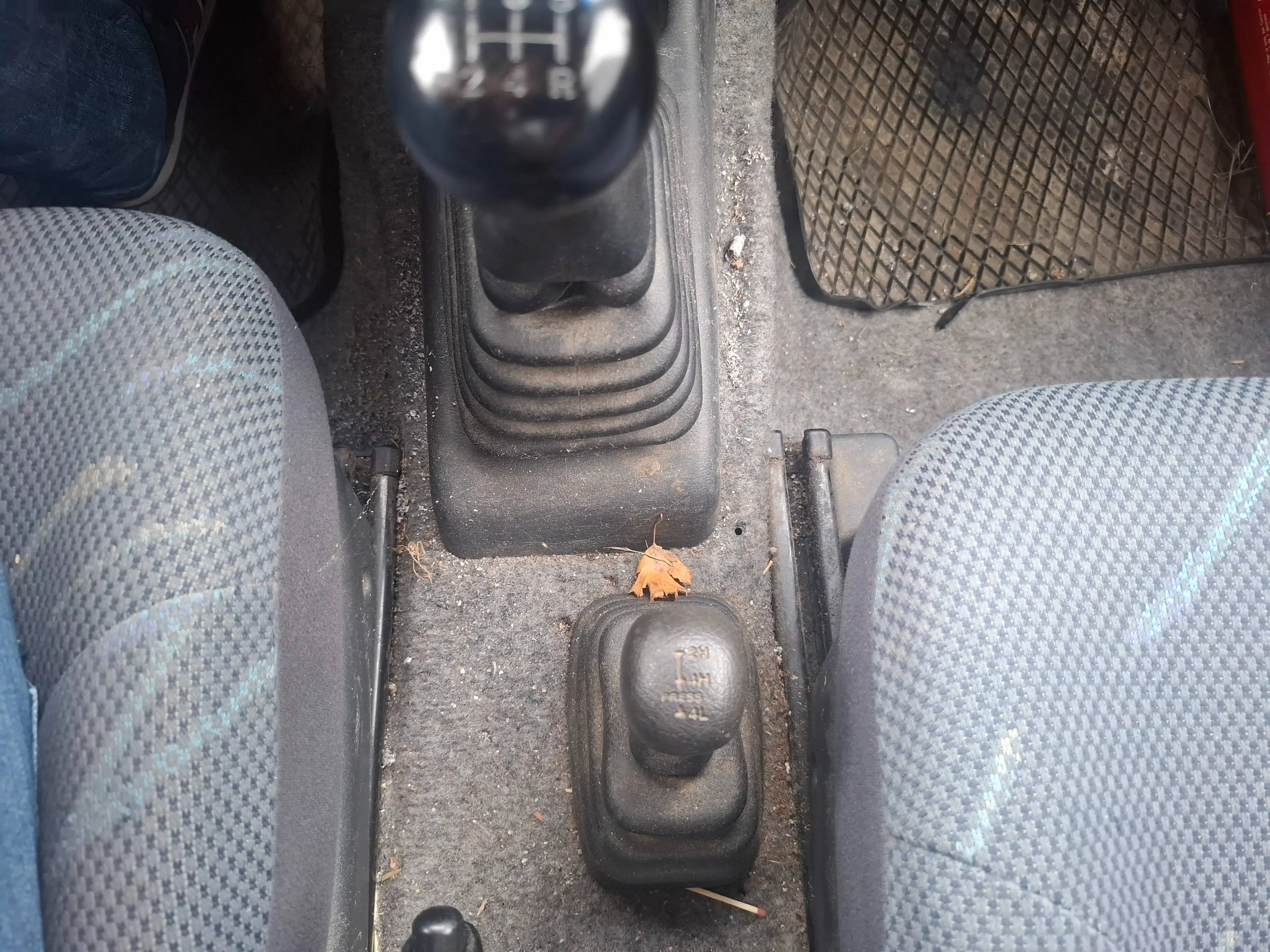 Suzuki Jimny — photo 9