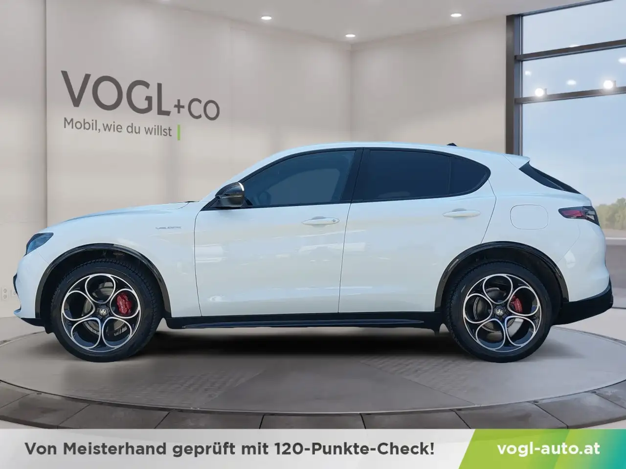 Alfa Romeo Stelvio 2025