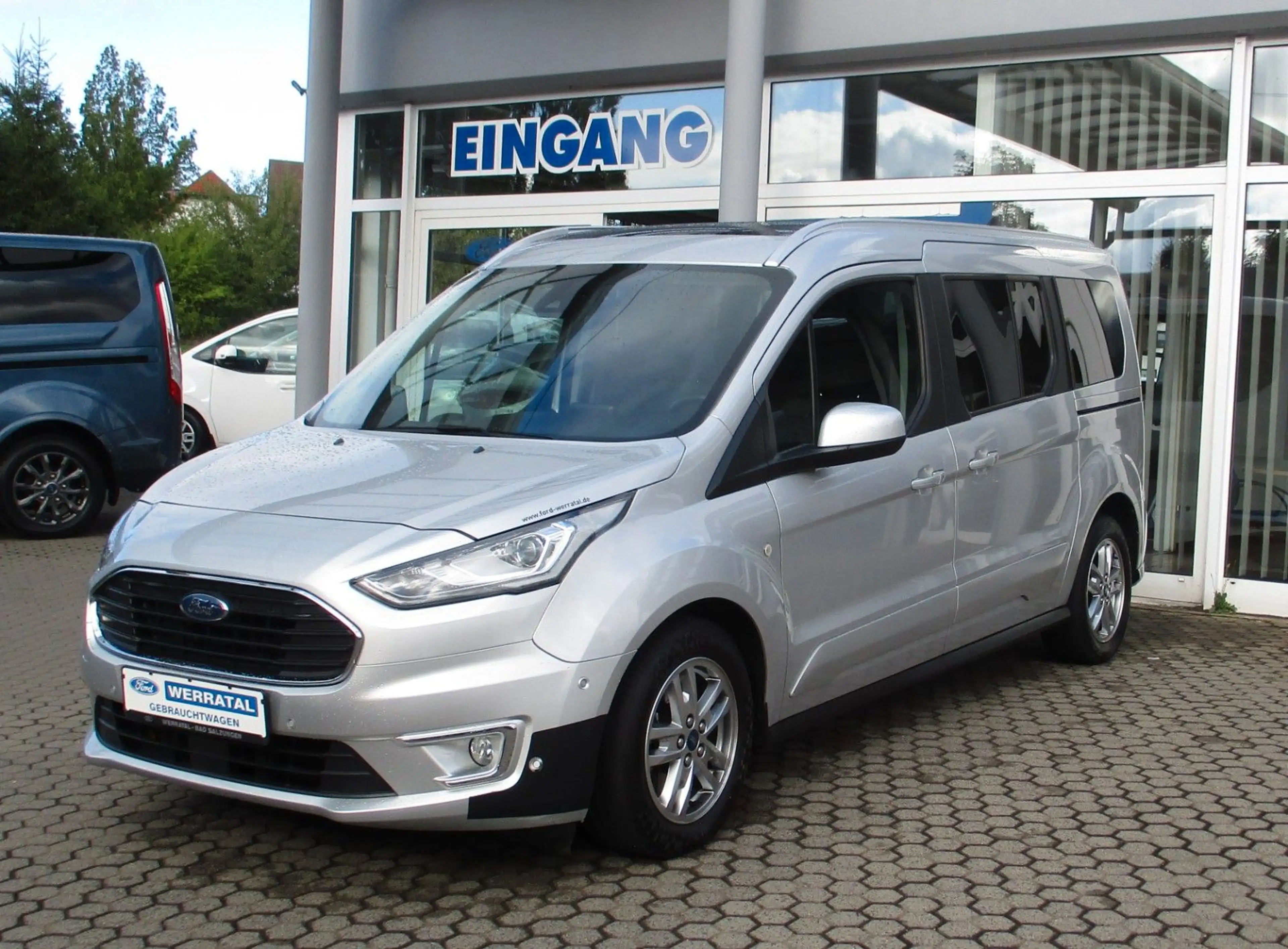 Ford Grand Tourneo Connect Titanium / ACC / Xenon