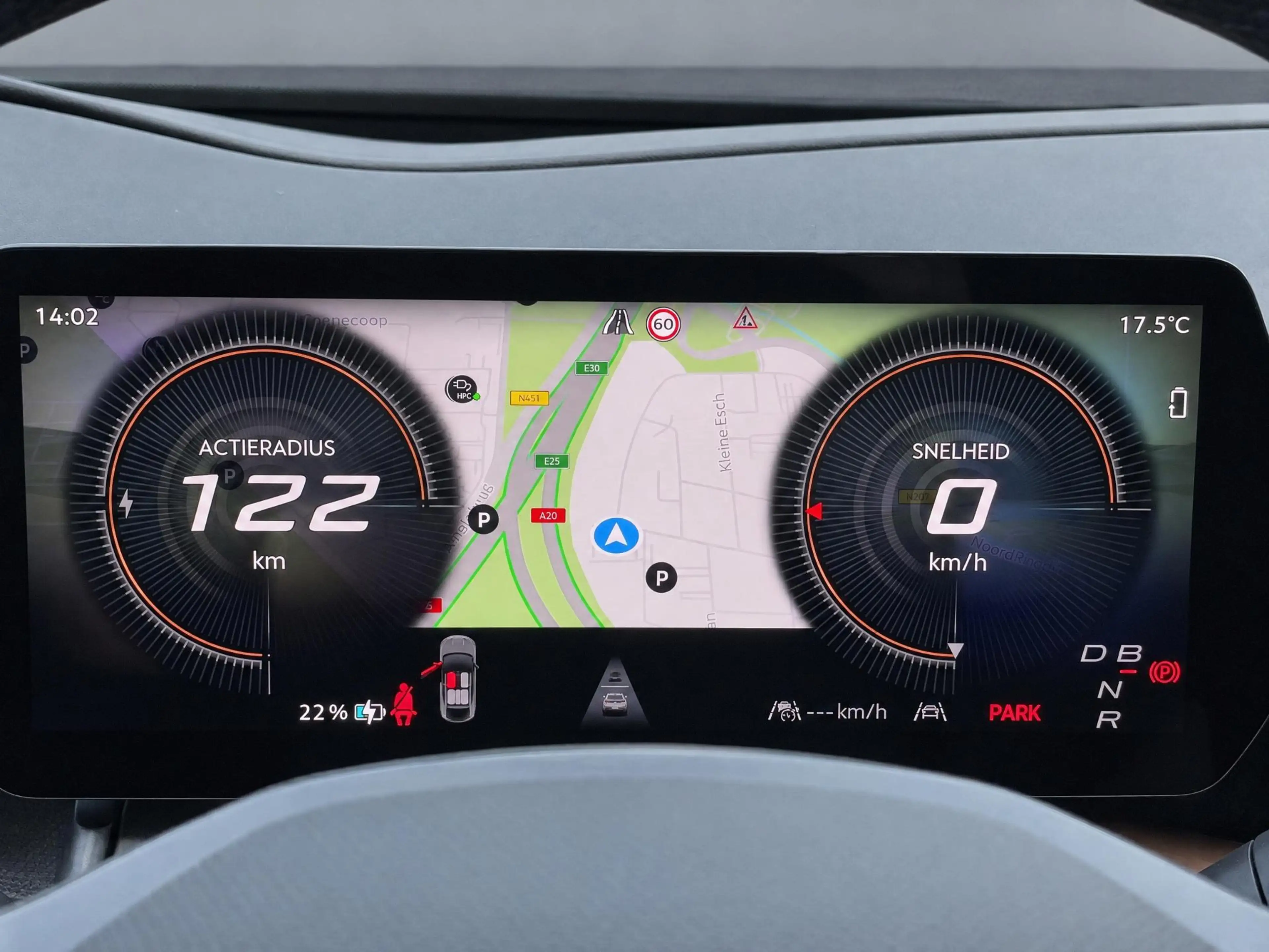 CUPRA Tavascan Adrenaline 82 kWh 286 PK l Panoramadak l 21" Katla — photo 12