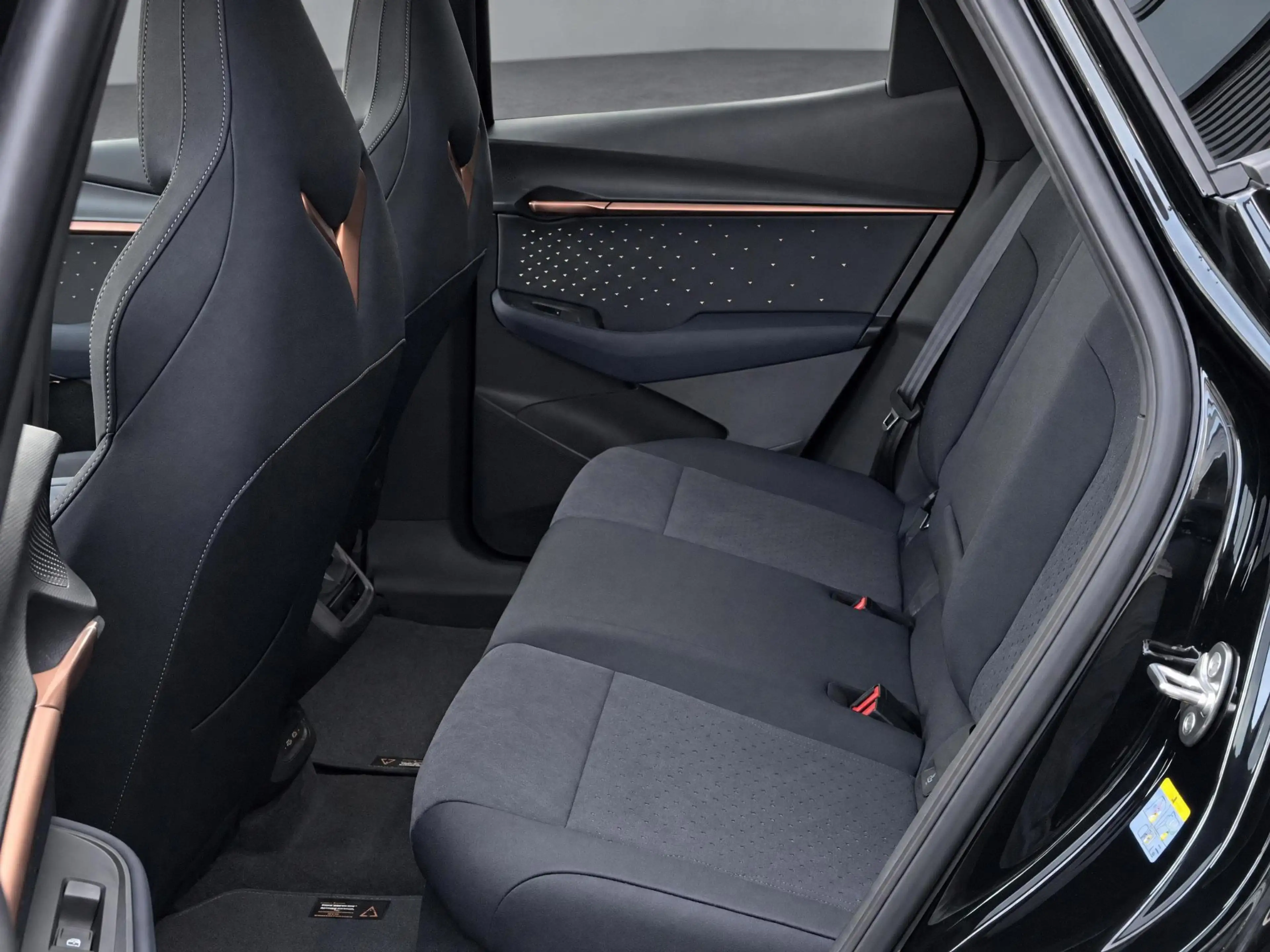 CUPRA Tavascan Adrenaline 82 kWh 286 PK l Panoramadak l 21" Katla — photo 9