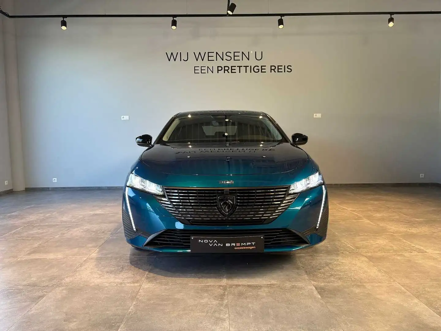 Peugeot 308 Allure BHD 130 EAT8 Automaat Blau - 2