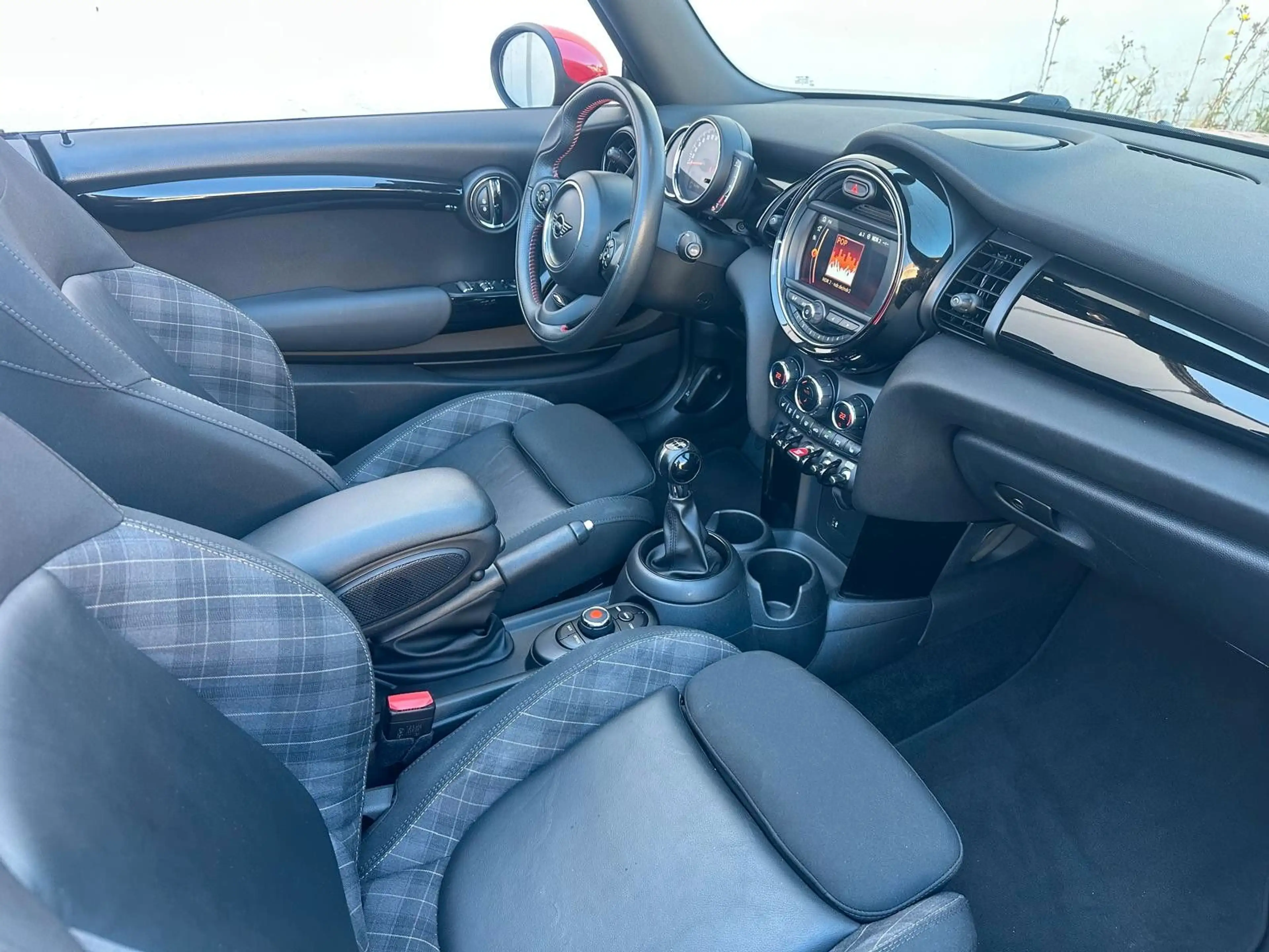 MINI Cooper Cabrio — photo 12