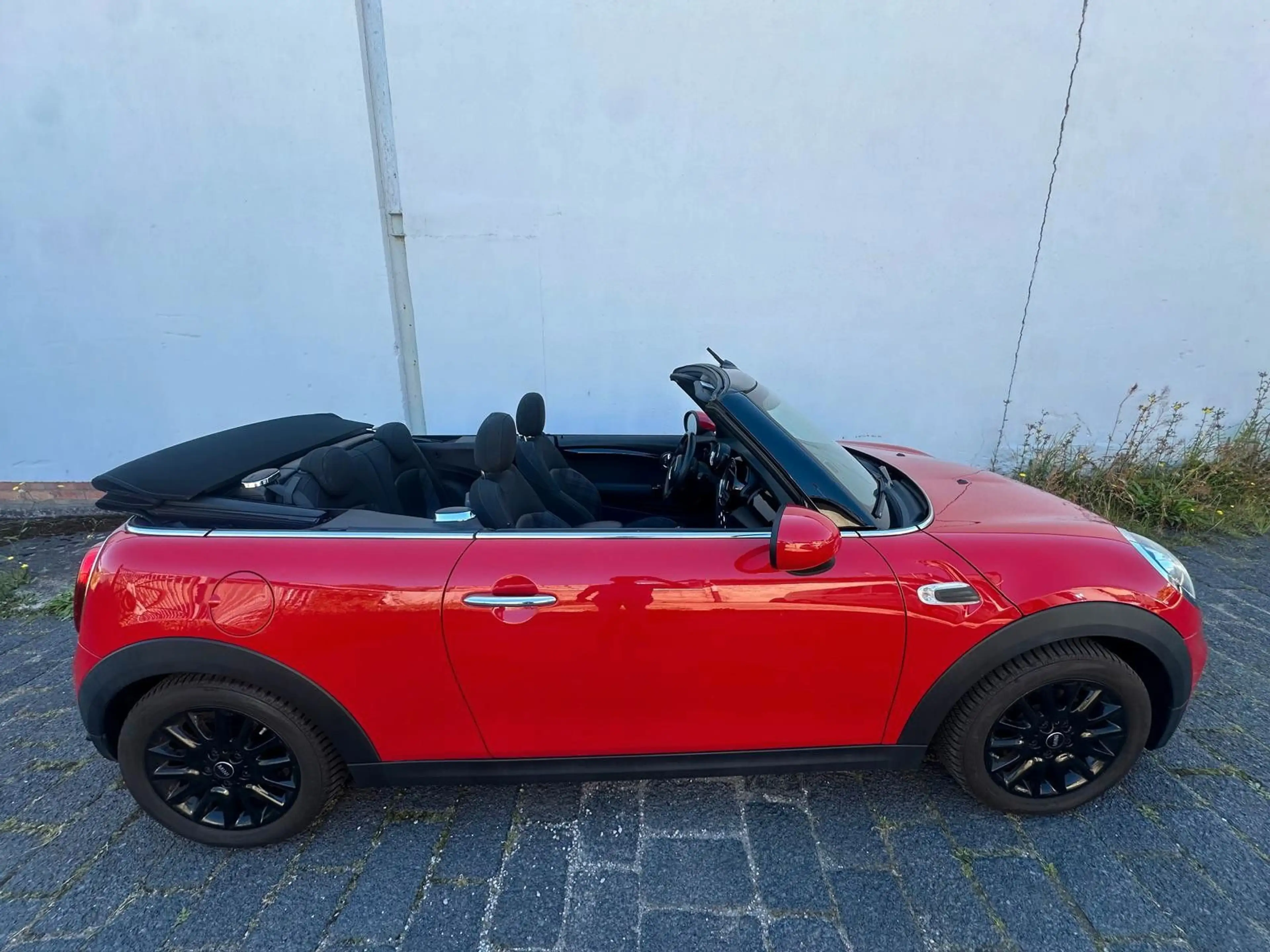 MINI Cooper Cabrio — photo 5