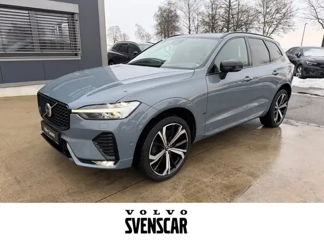 Volvo XC60 Ultimate Dark B5 AWD Luftfederung AHK el. klappb.