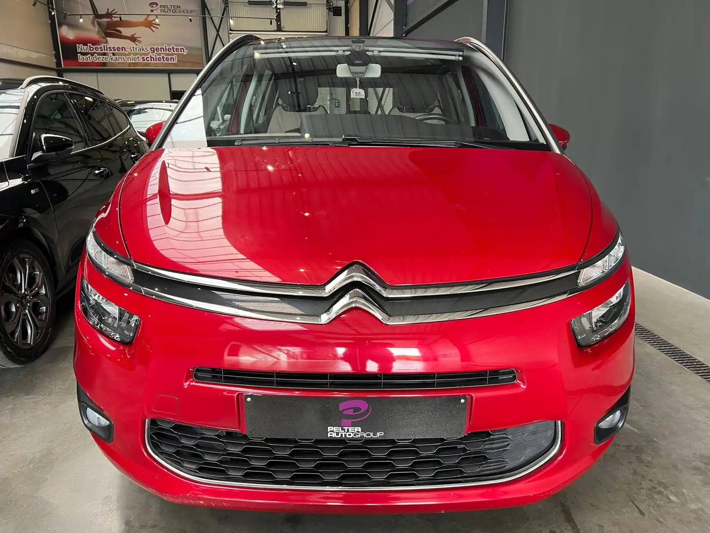 Citroen Grand C4 Picasso 1.2i 7plaatsen 130pk Red - 2