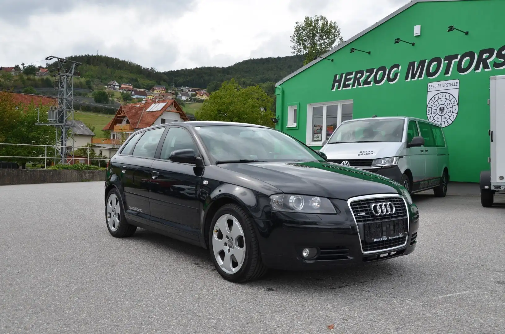 Audi A3 3 SB Ambition Quattro 2,0 TDI XENON Schwarz - 1