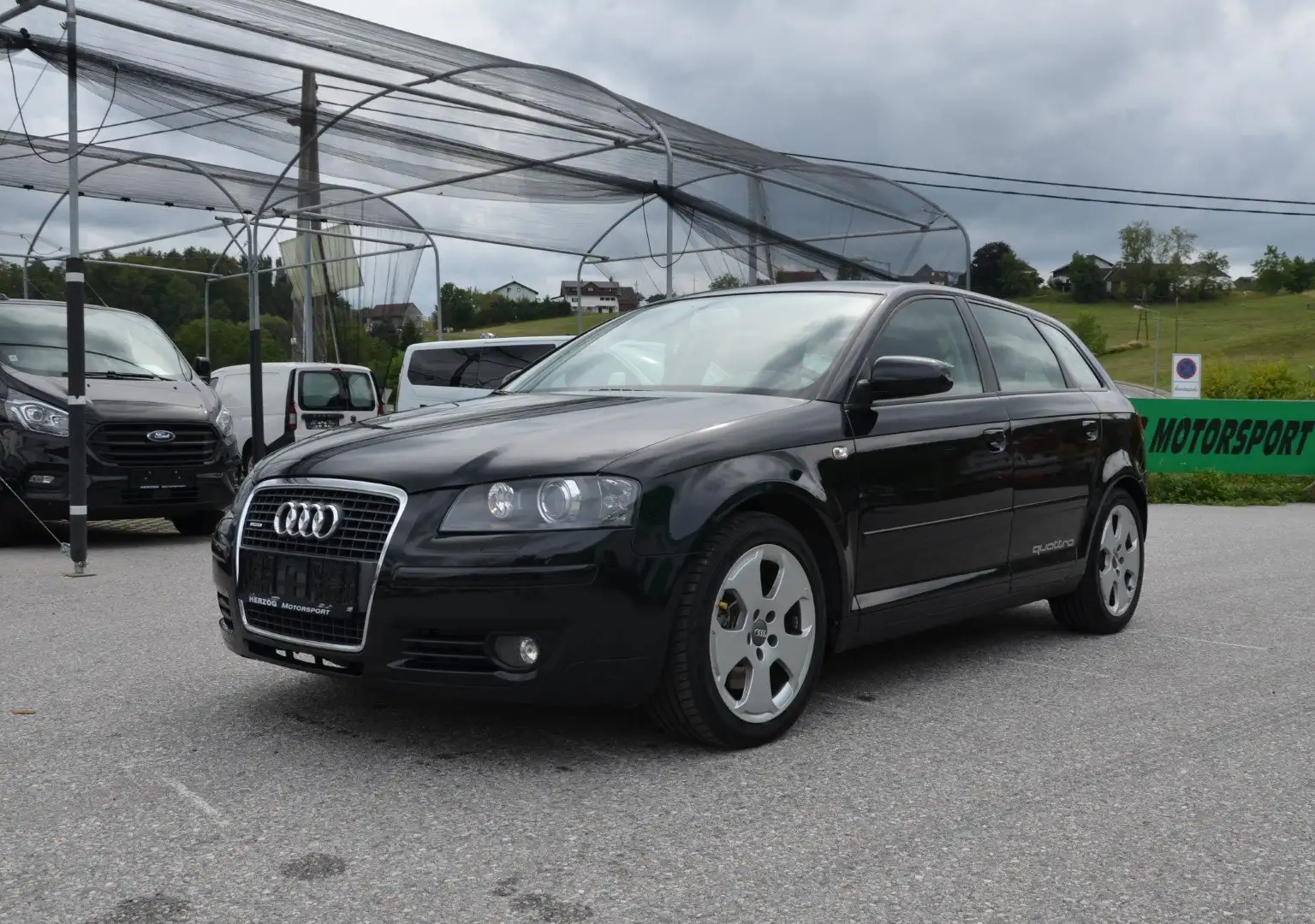 Audi A3 3 SB Ambition Quattro 2,0 TDI XENON Schwarz - 2