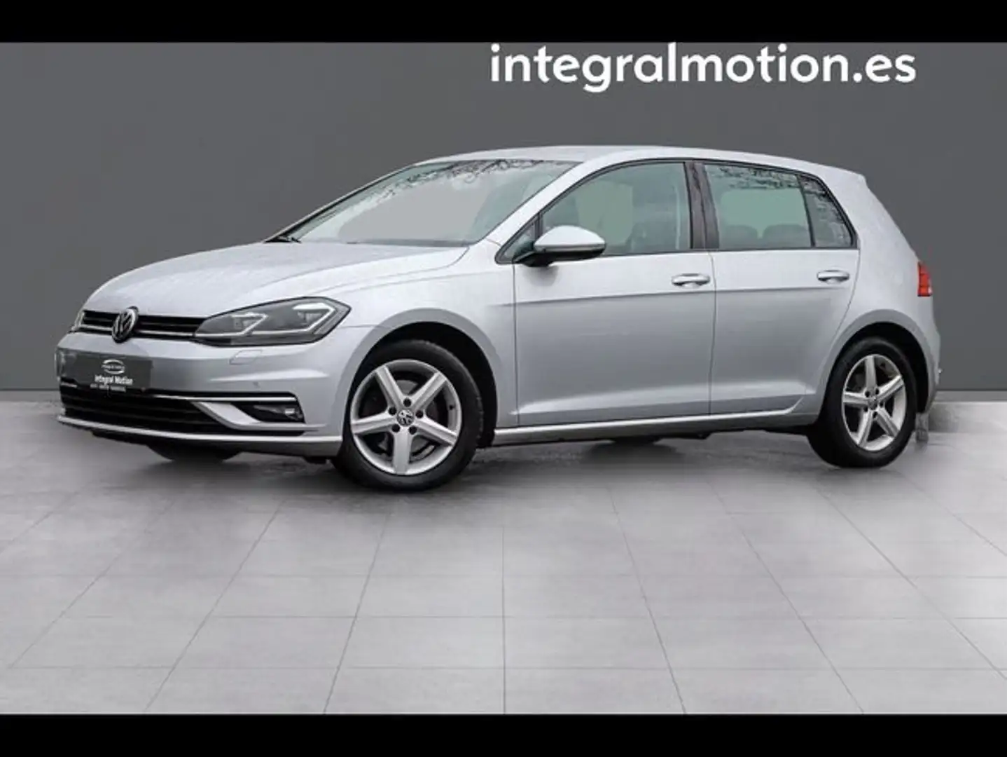 Volkswagen Golf 2.0TDI Advance 110kW Gris - 1