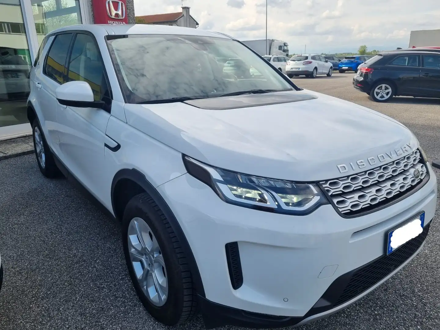 Land Rover Discovery Sport 2.0d td4 mhev S awd 180cv auto Bianco - 2