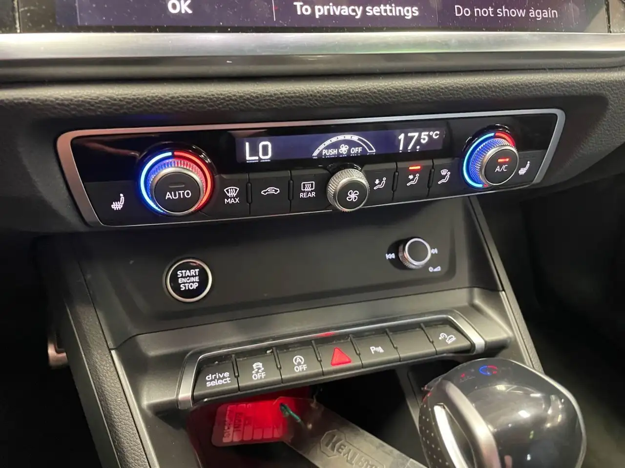 Audi Q3 снимка Audi Q3