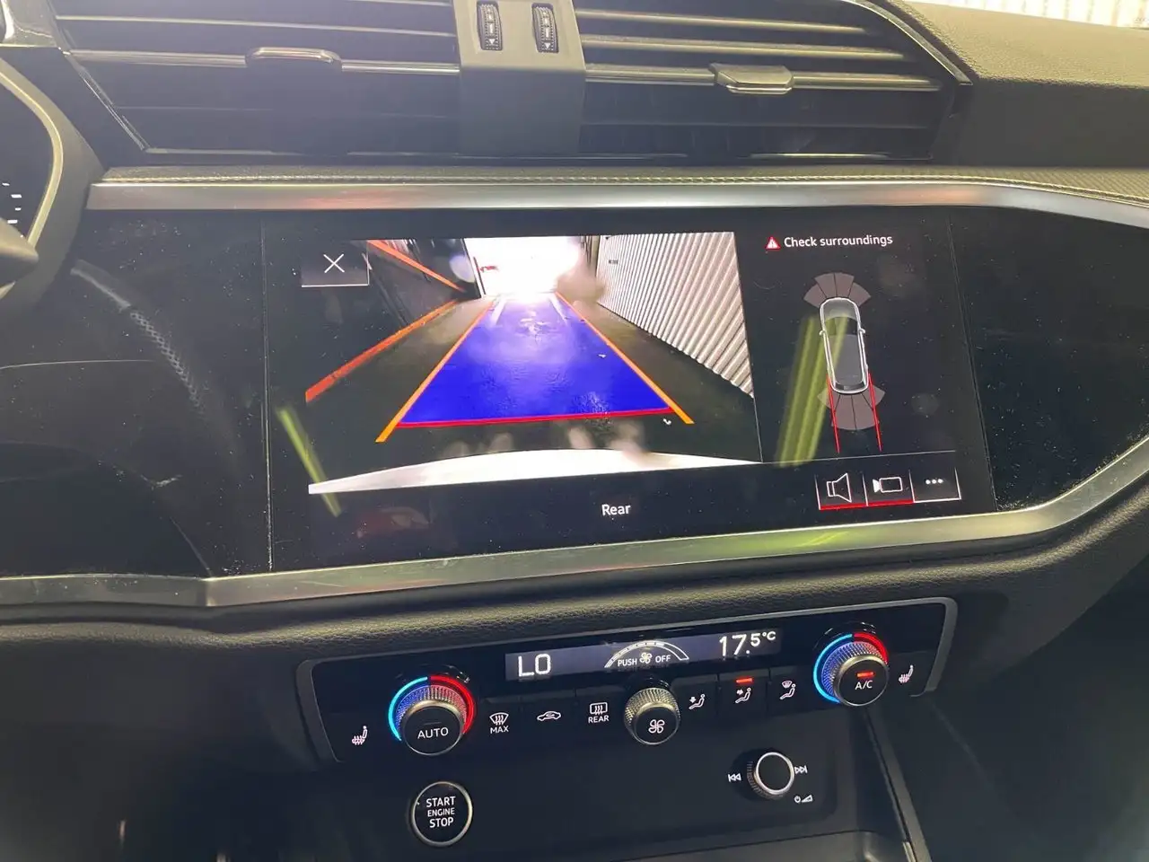 Audi Q3 снимка Audi Q3