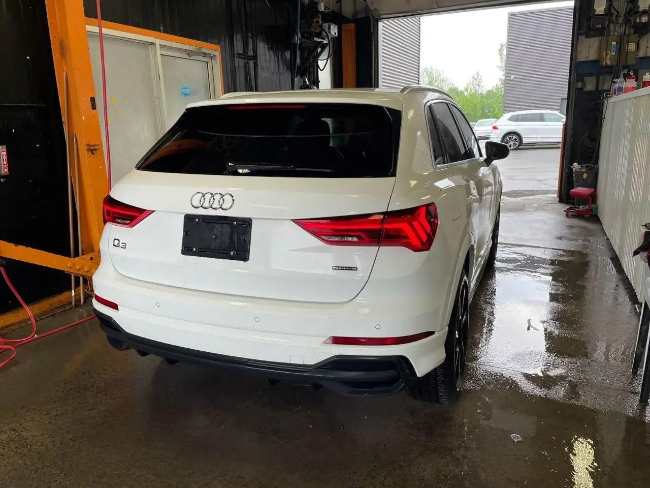 Audi Q3 снимка Audi Q3