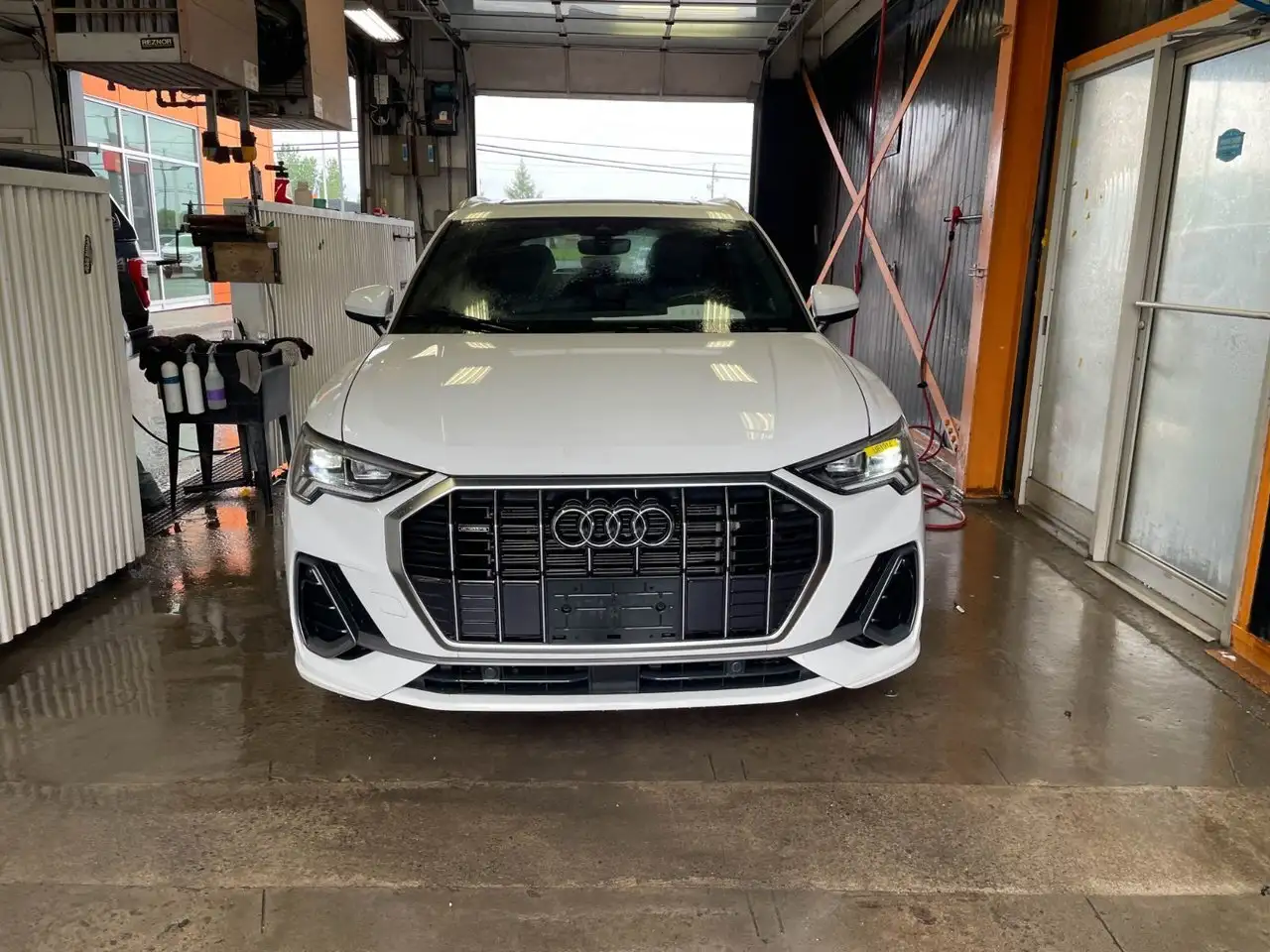 Audi Q3 снимка Audi Q3
