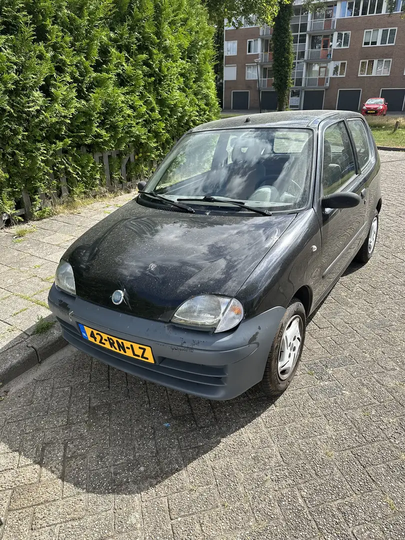 Fiat Seicento 1.1 Young Czarny - 1