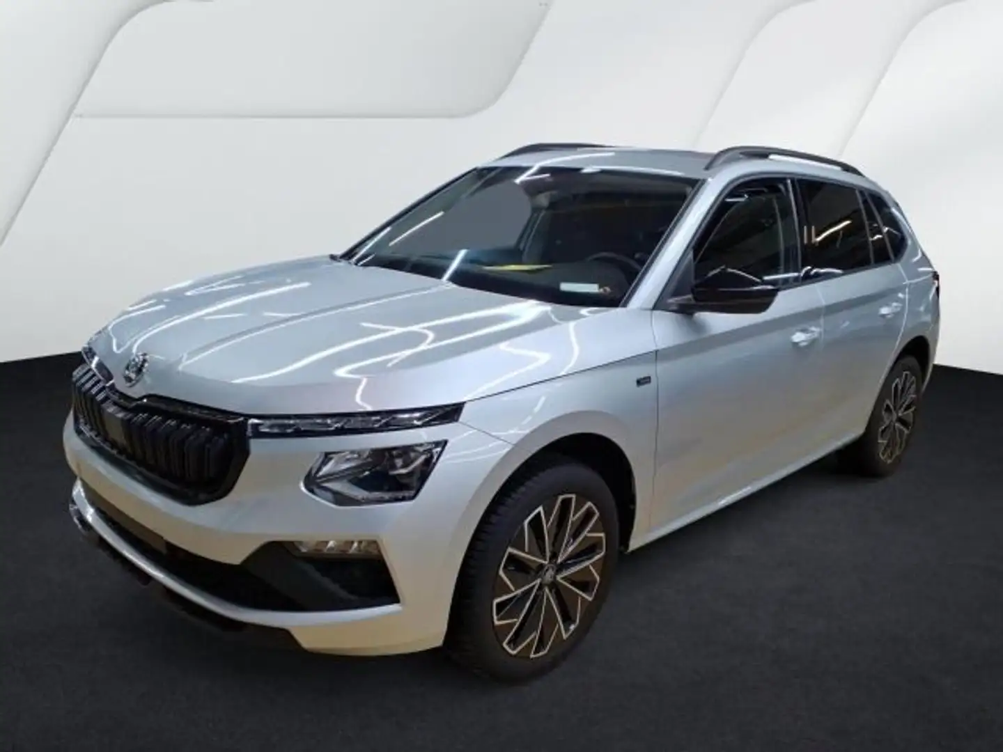 Skoda Kamiq 1.5 TSI DSG TOUR MATRIX+NAVI+TEMPOMAT+SHZ Silber - 1