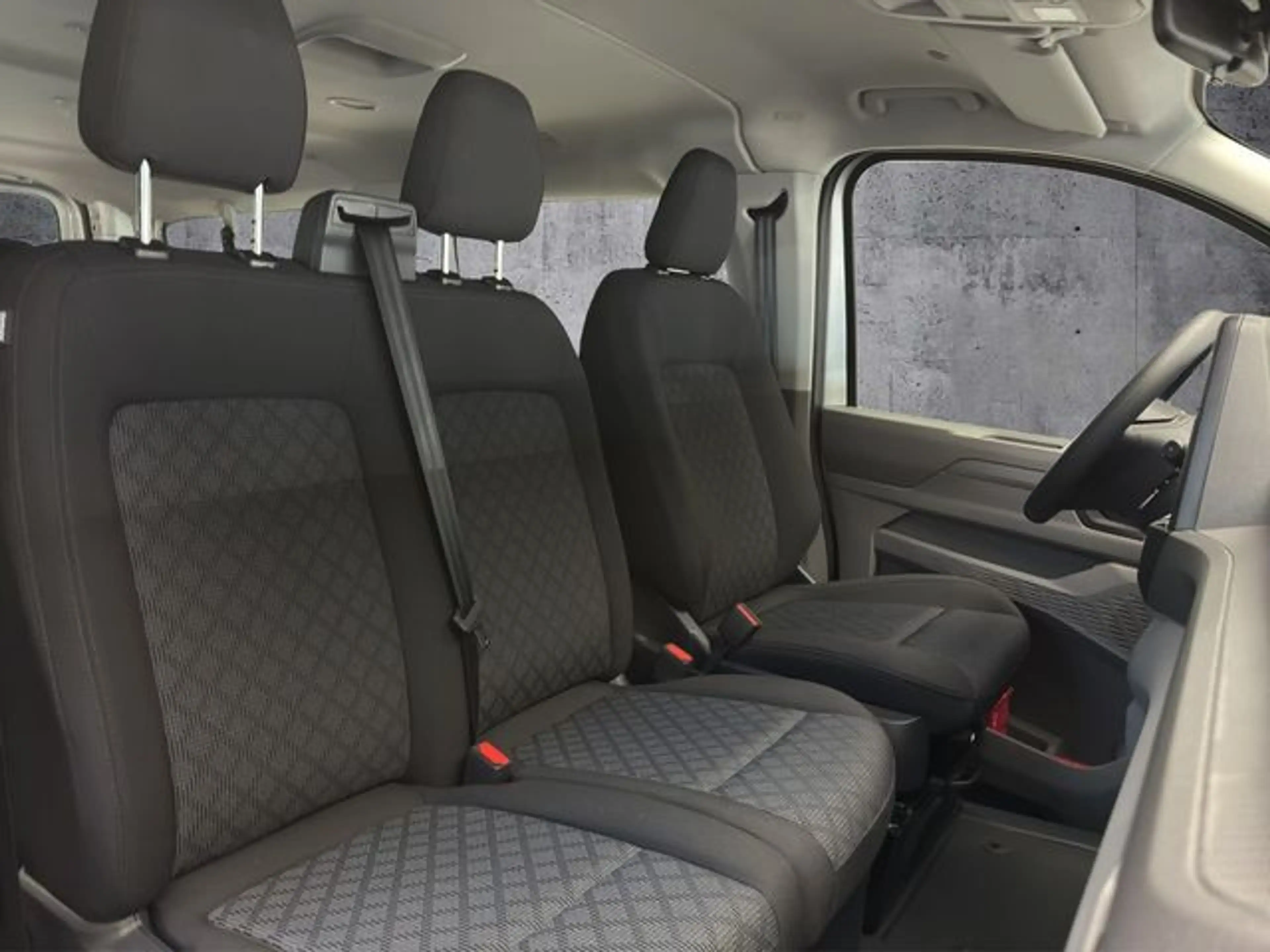 Volkswagen T7 Kombi 2.0 TDI Automatik langer Radstand 9Sitzer+PDC+K... — photo 11