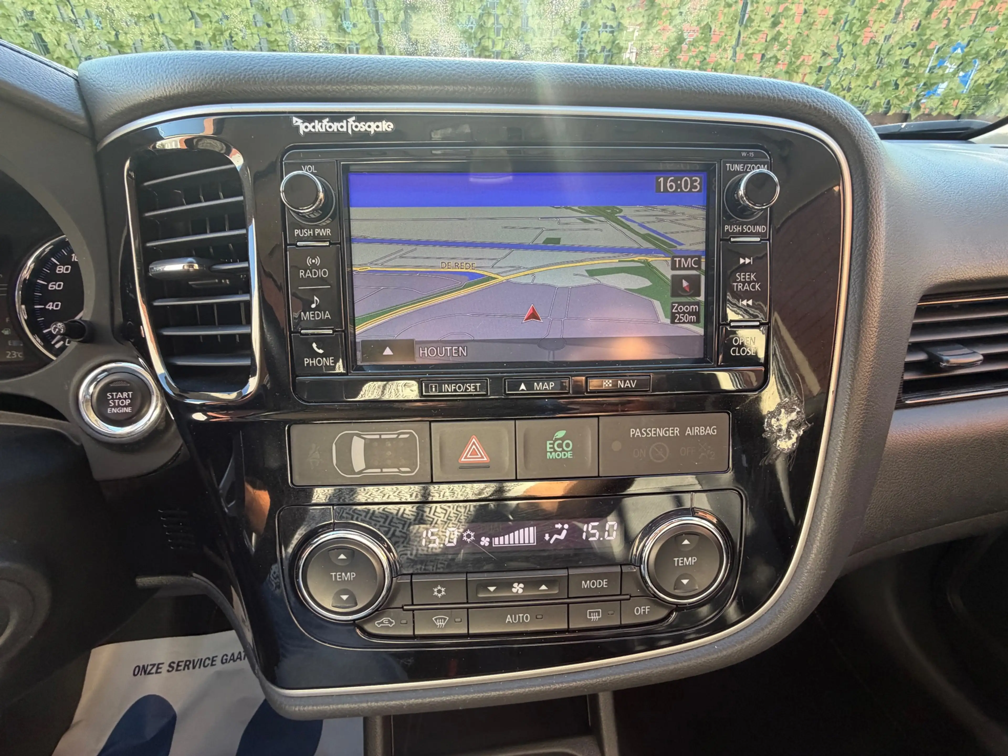 Mitsubishi Outlander 2.0 Instyle 2015 7 PERS|CAMERA|LED|NAP — photo 23