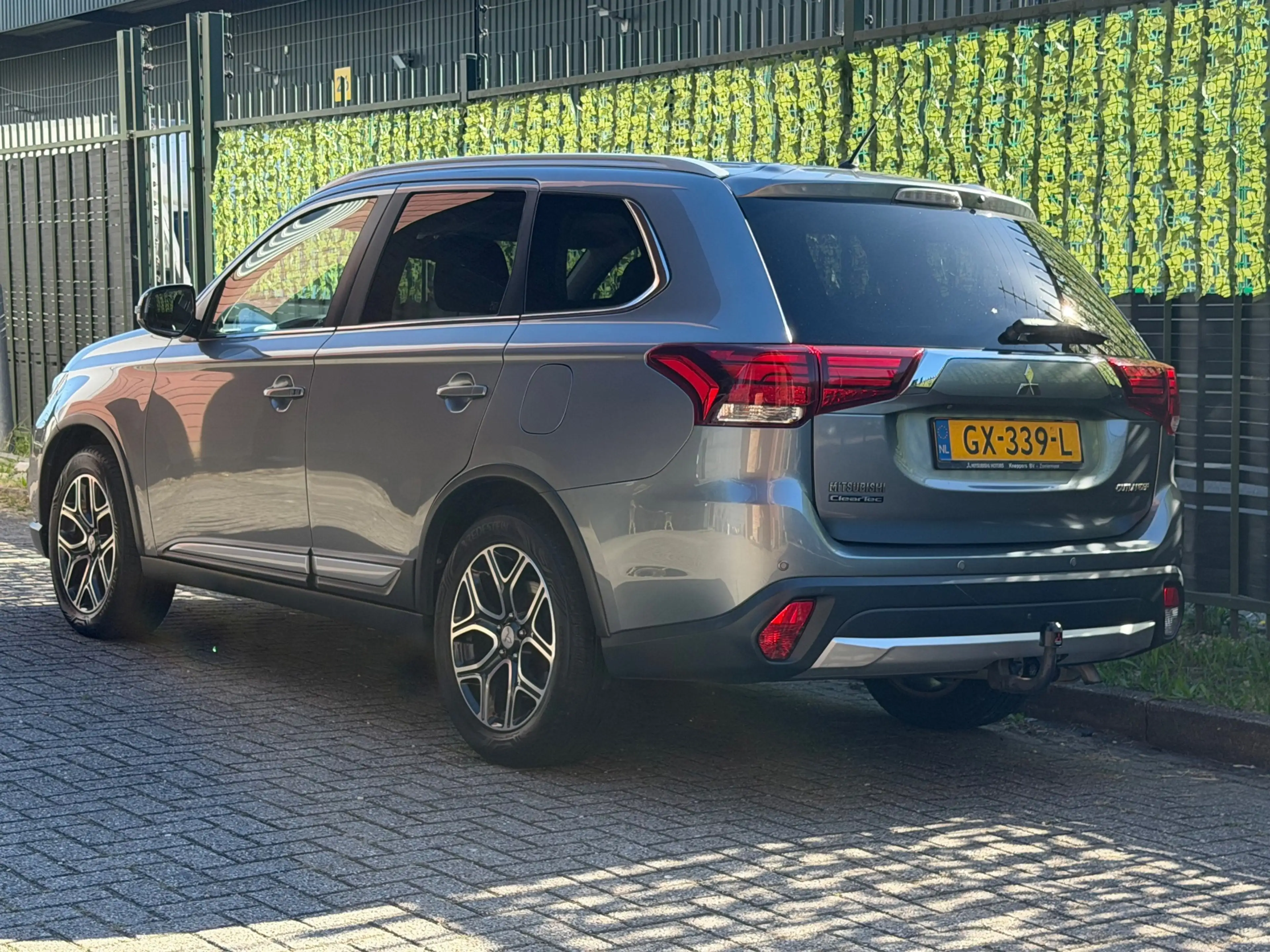 Mitsubishi Outlander 2.0 Instyle 2015 7 PERS|CAMERA|LED|NAP — photo 3