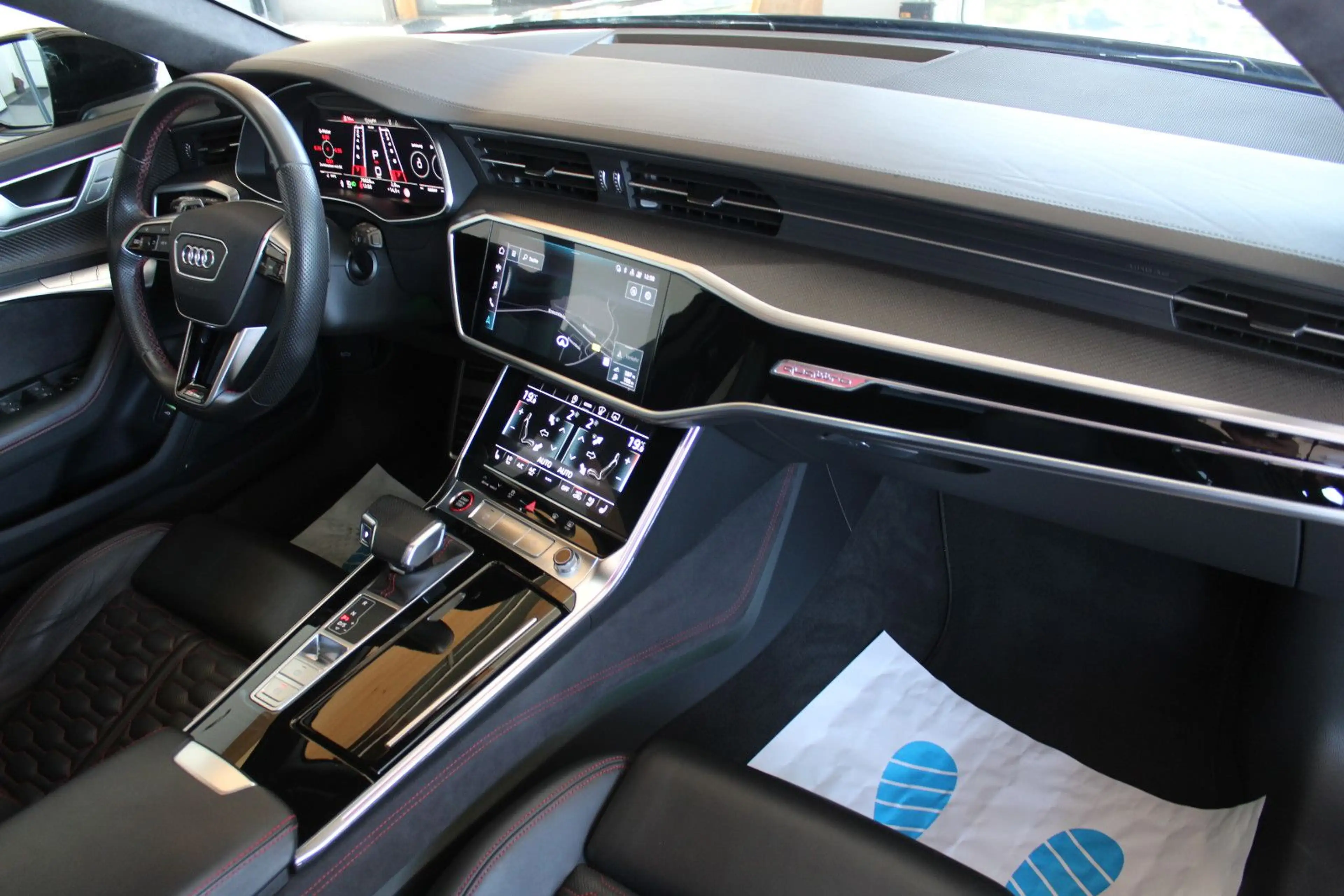 Audi RS6 Avant 4.0 TFSI quattro*MATRIX*PANO*B&O* — photo 13